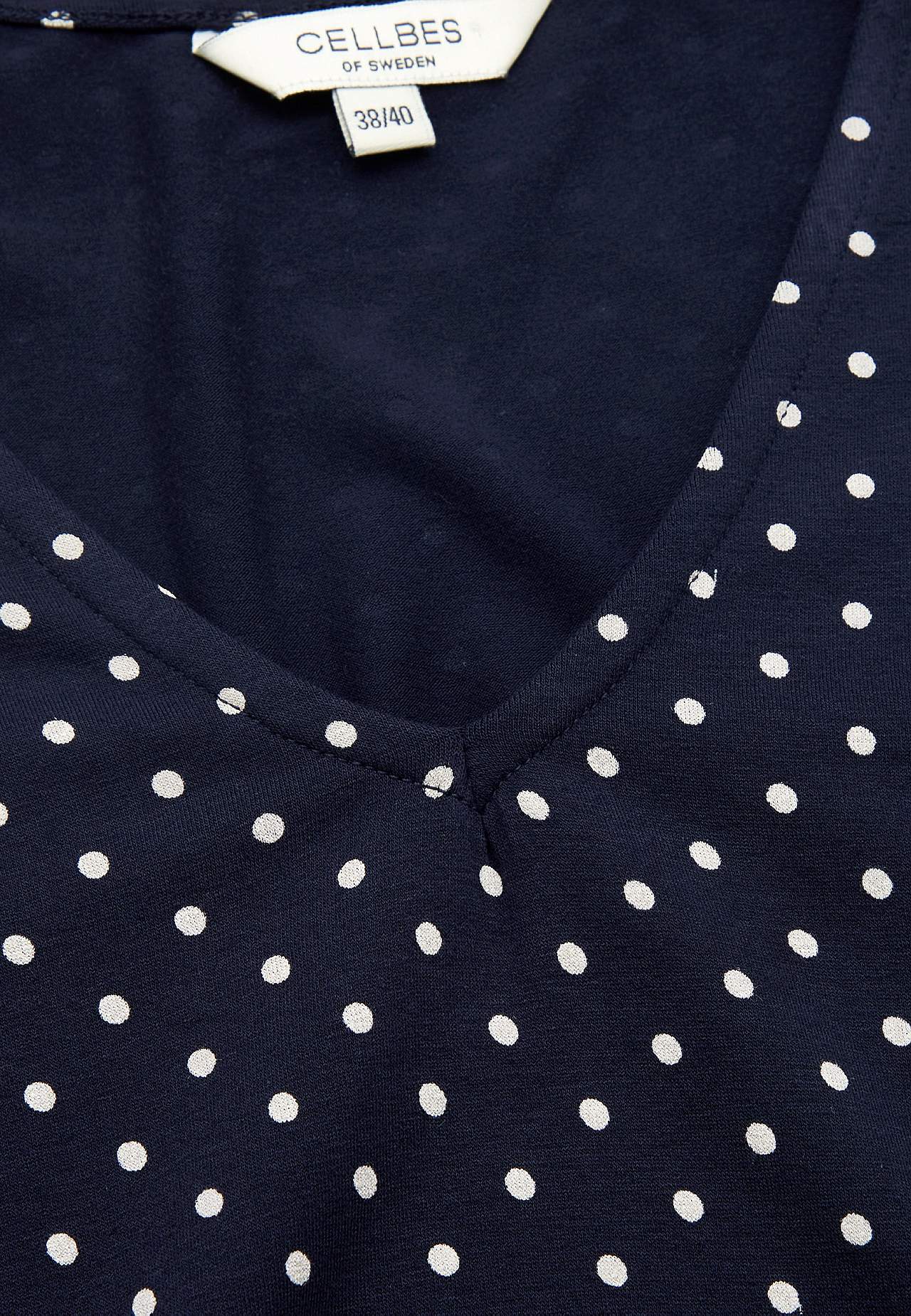 Kurzärmliges Jerseykleid mit Taschen
