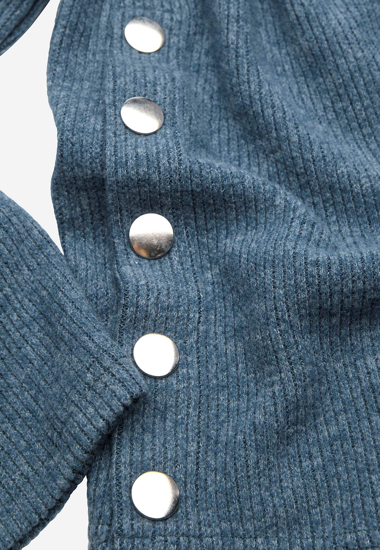 Super weicher Pullover mit Knöpfen