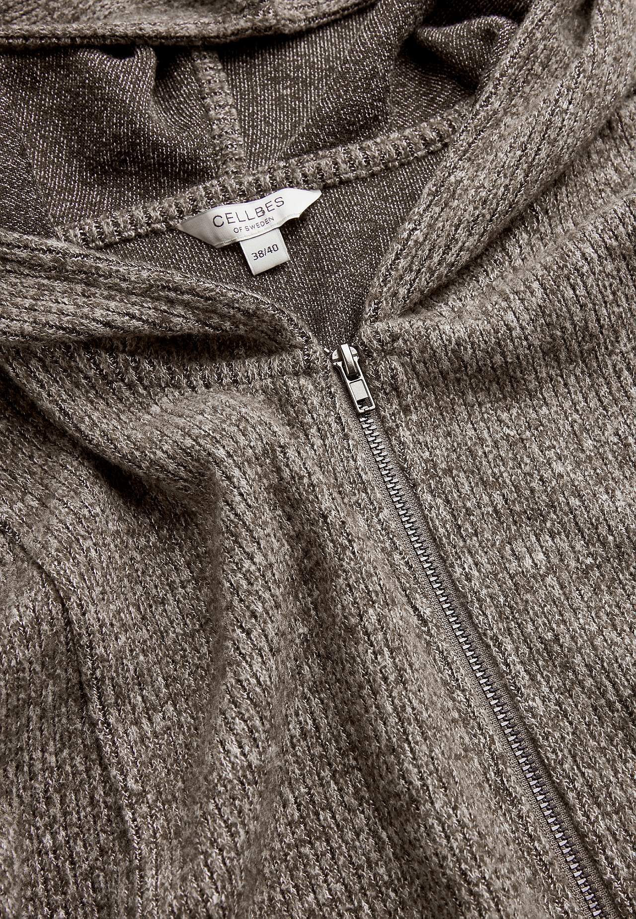 Super weicher langer Cardigan mit Taschen