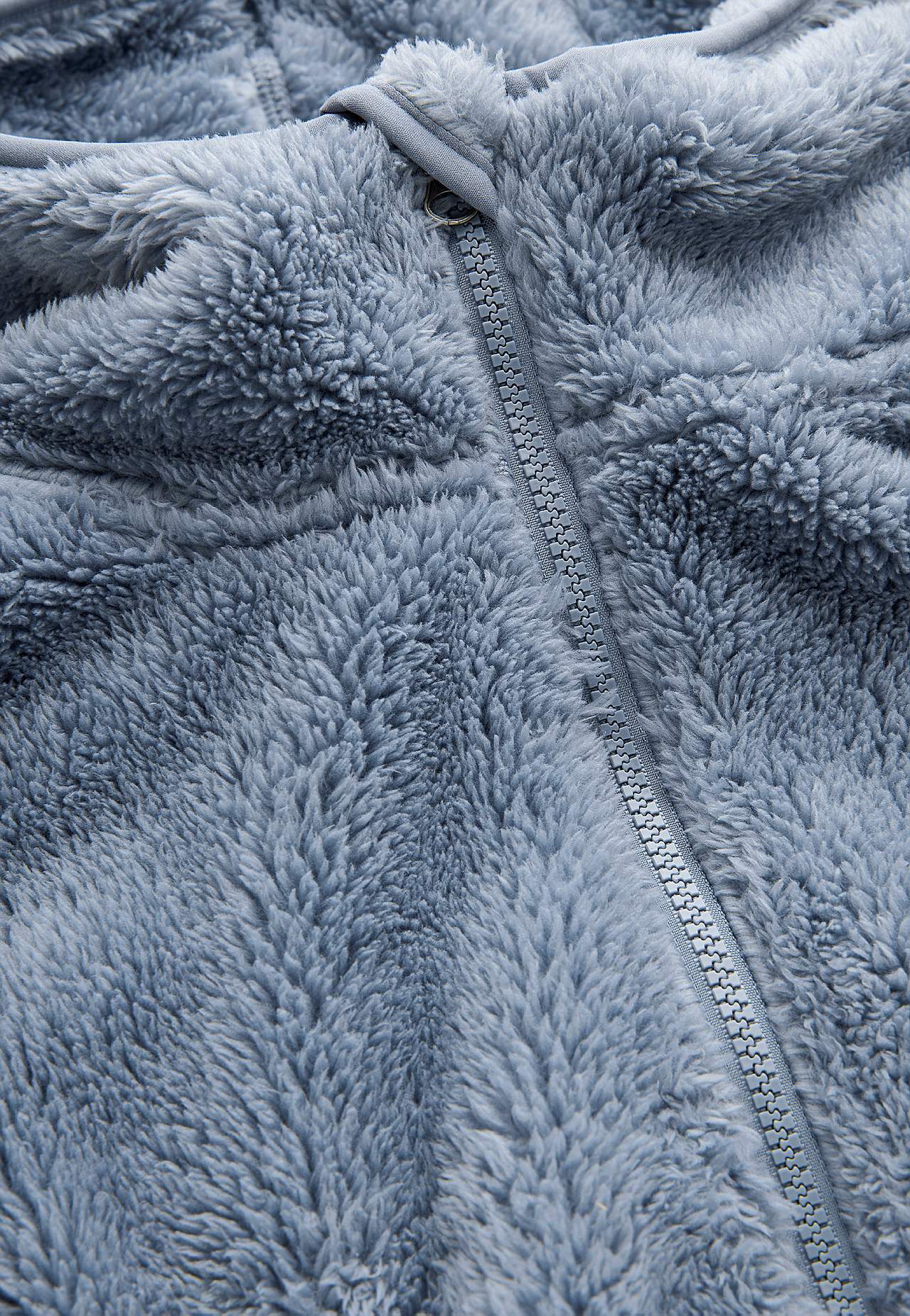 Behagliche Fleecejacke mit Kapuze