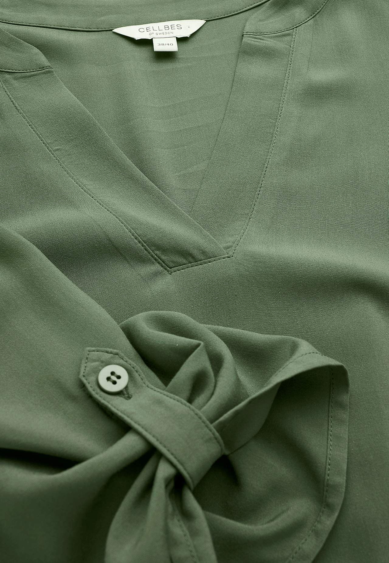 Kleid mit Volants