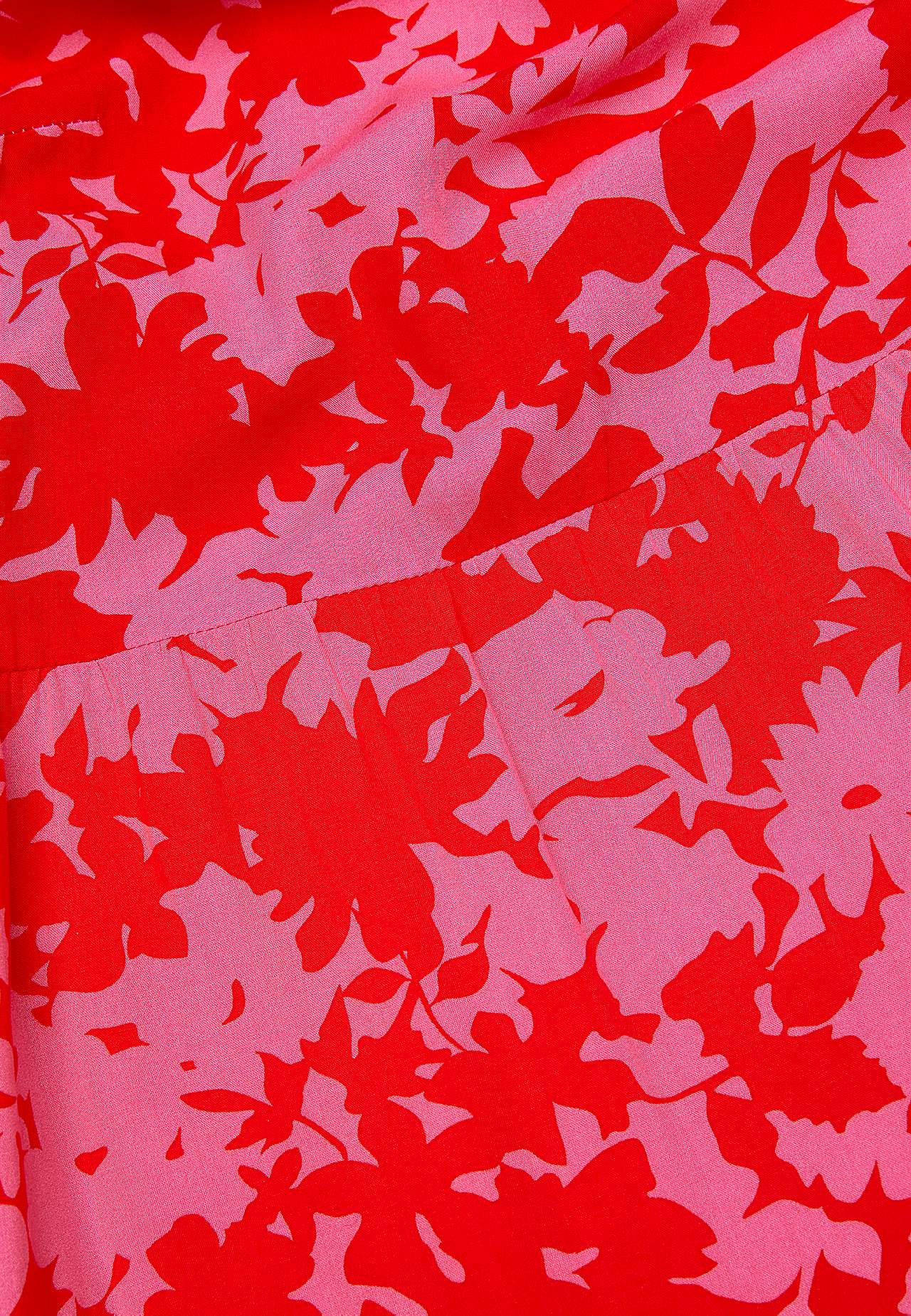 Kleid mit Volants