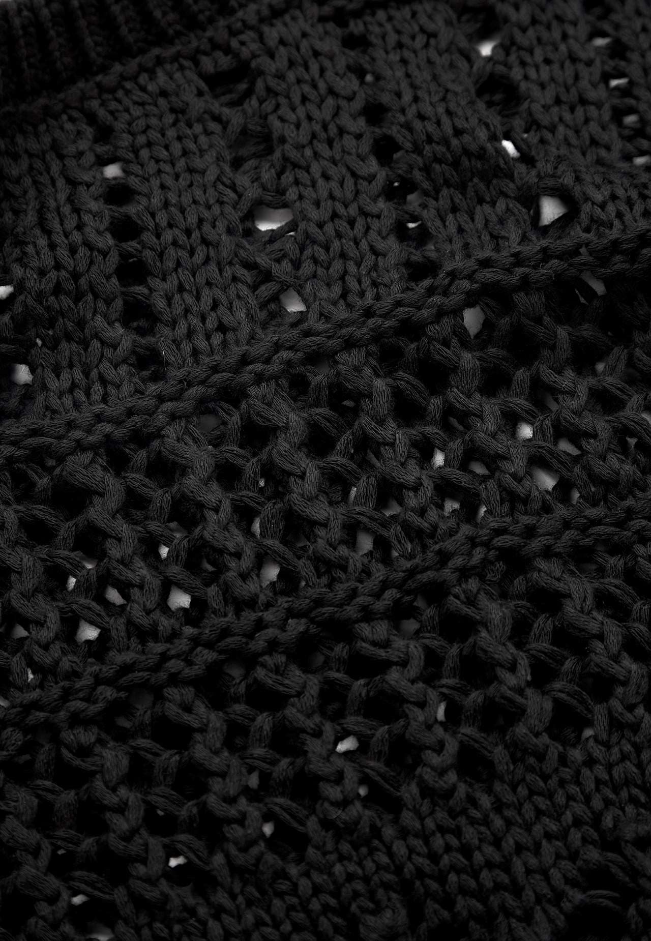 Strickpullover mit Lochmuster