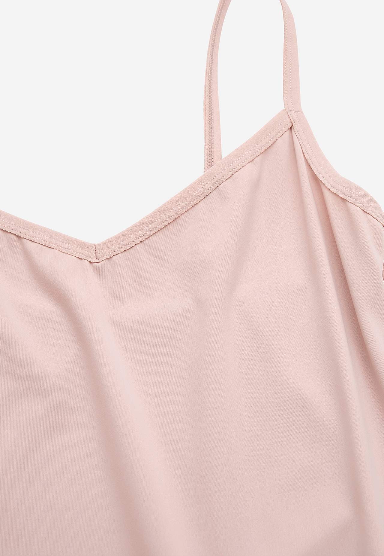 Unterkleid mit modellierendem Effekt
