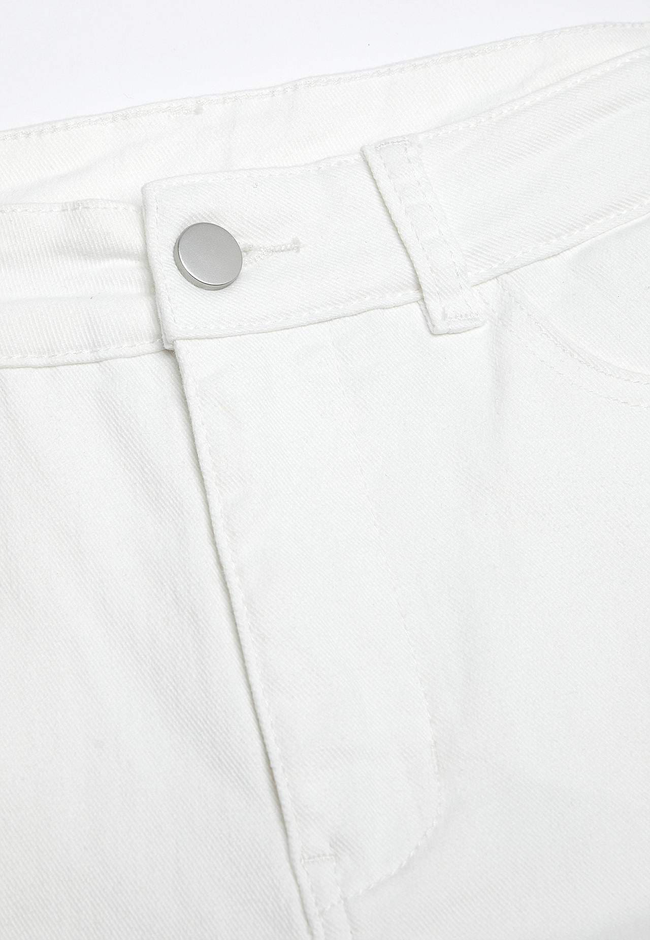 Elastische Knöcheljeans
