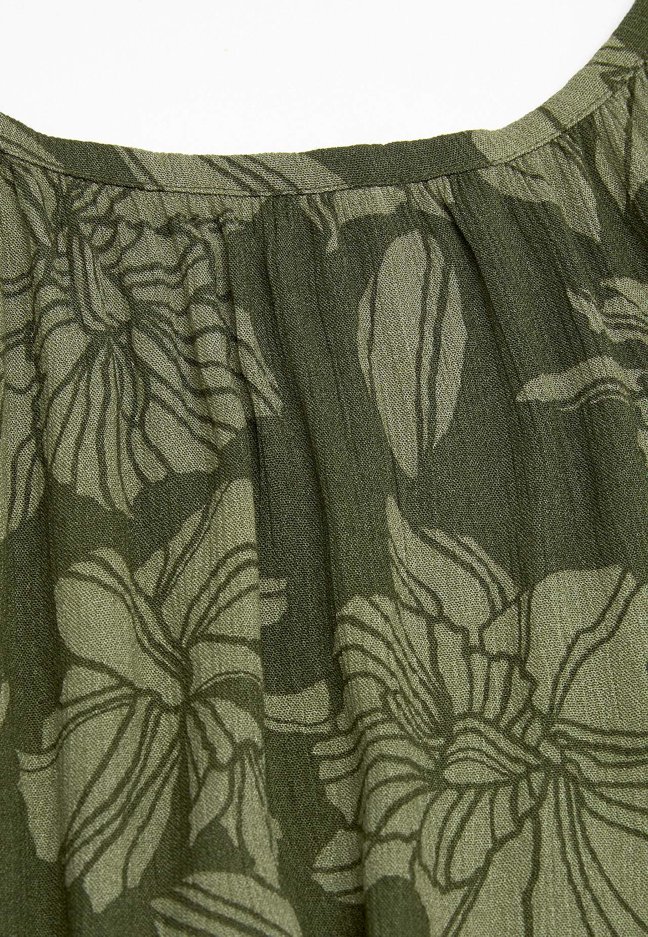 Gemustertes, langes Strandkleid
