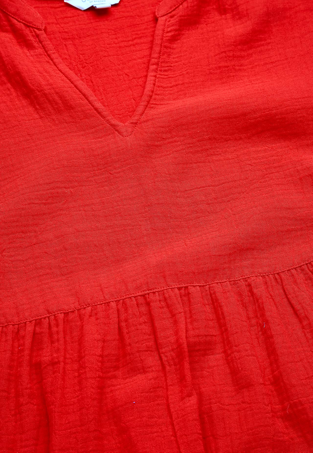 Kleid aus zerknitterter Baumwolle