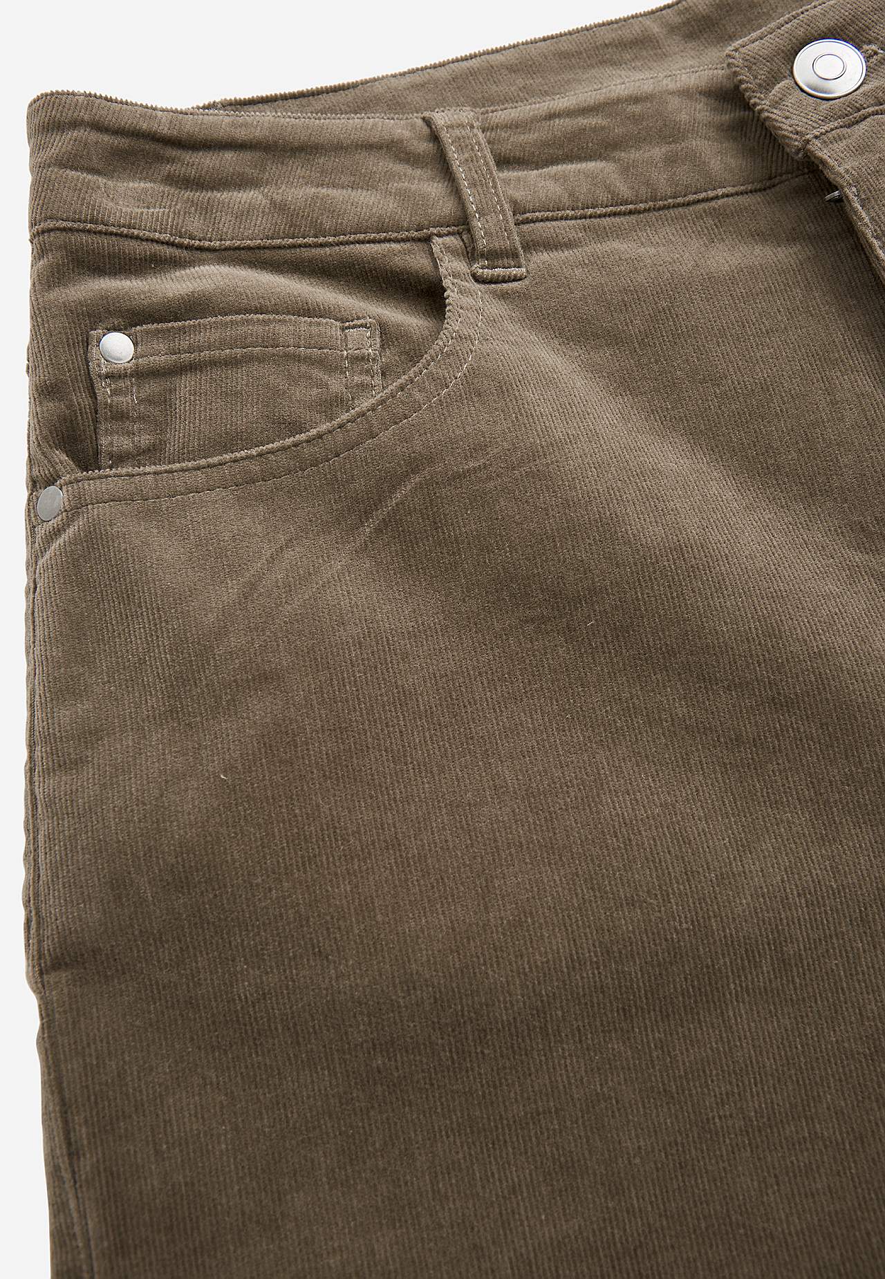 Elastische Kordhose mit breiten Beinen