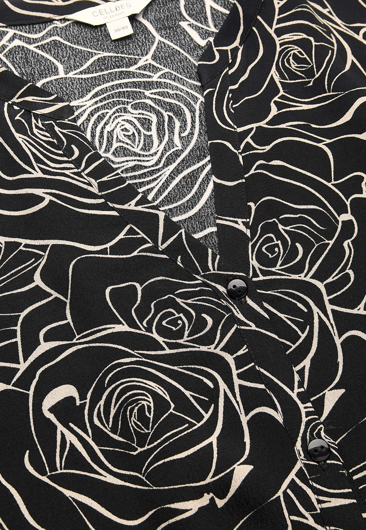 Kleid aus Viskose mit einem Blumen-Muster