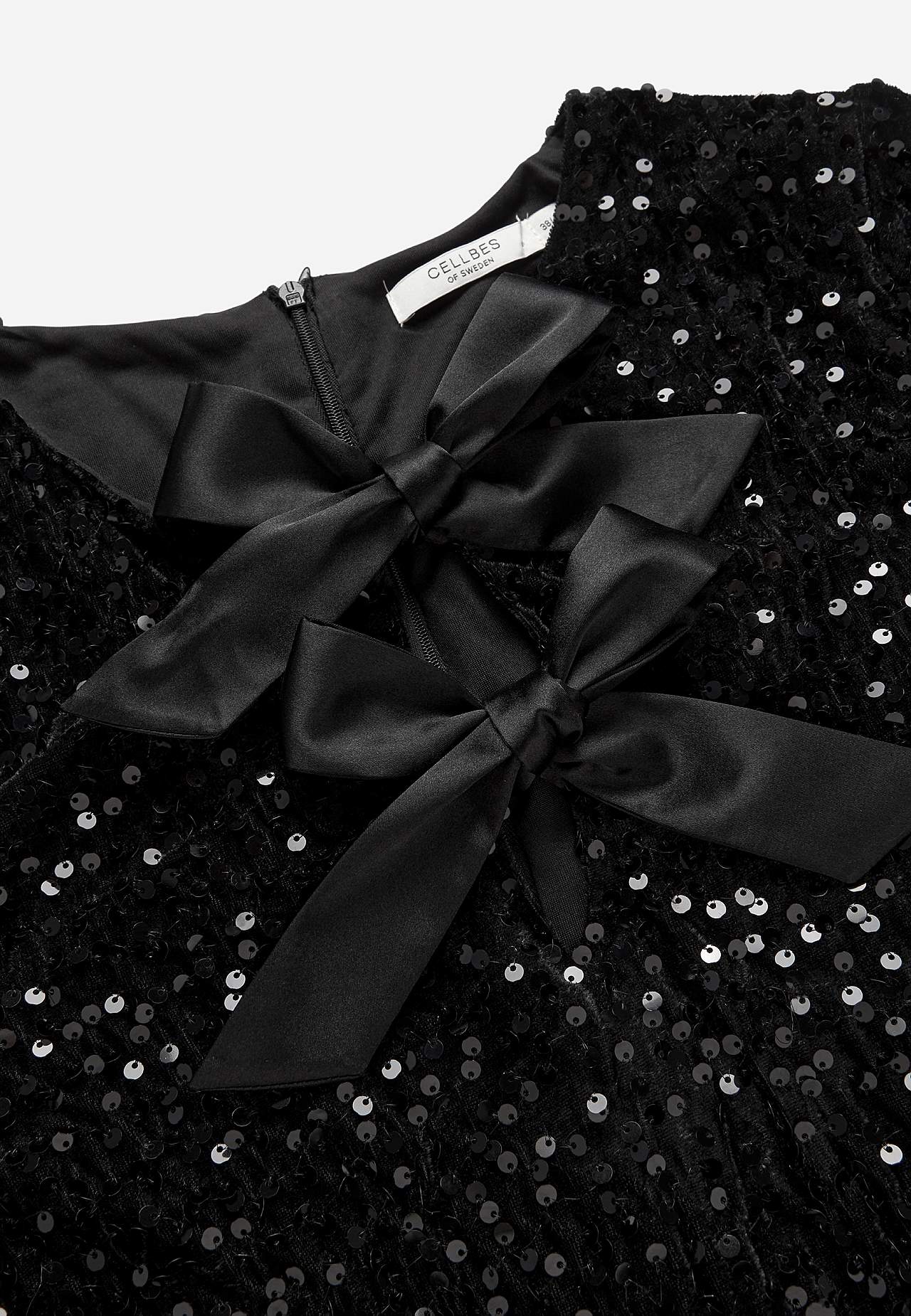 Paillettenkleid aus elastischem Velours