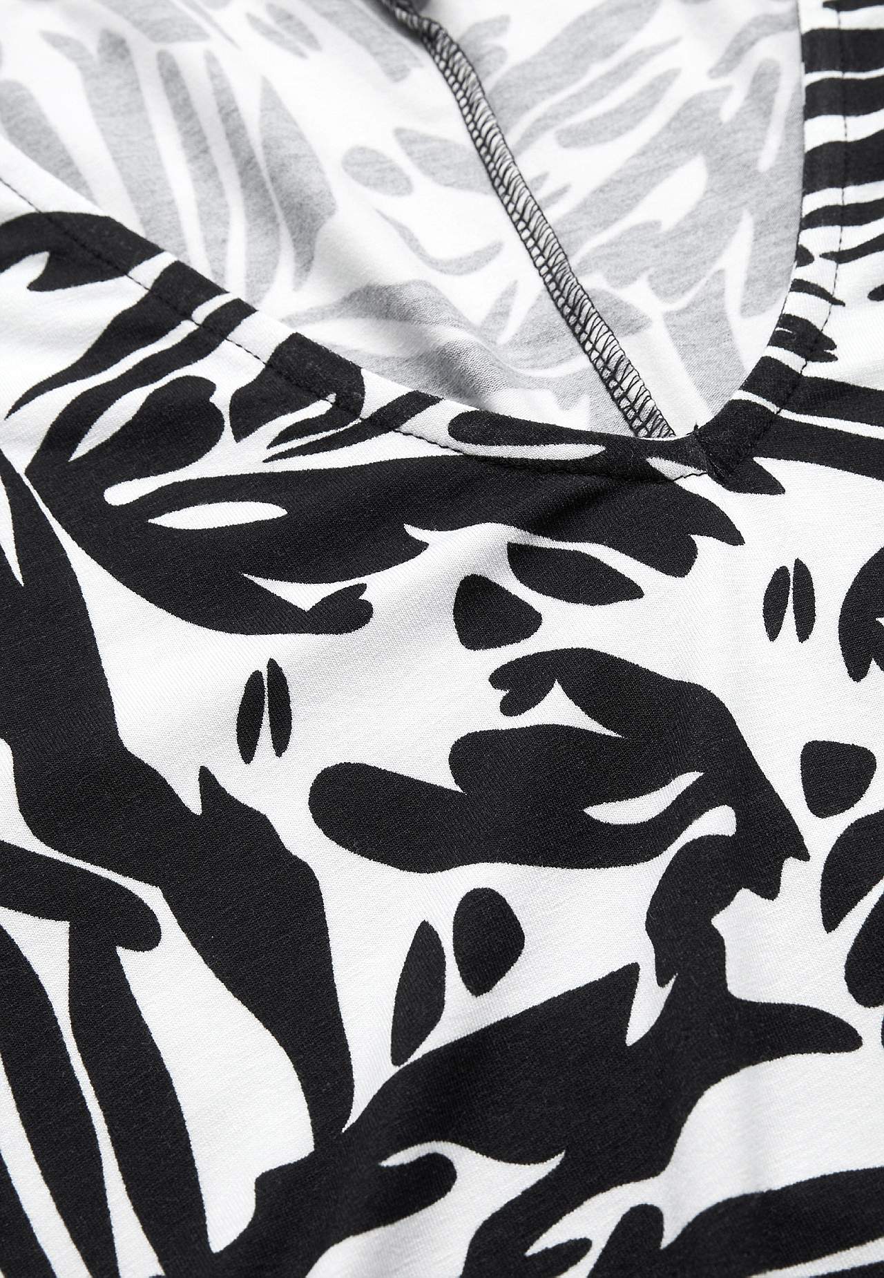 Jerseykleid mit Puffärmeln