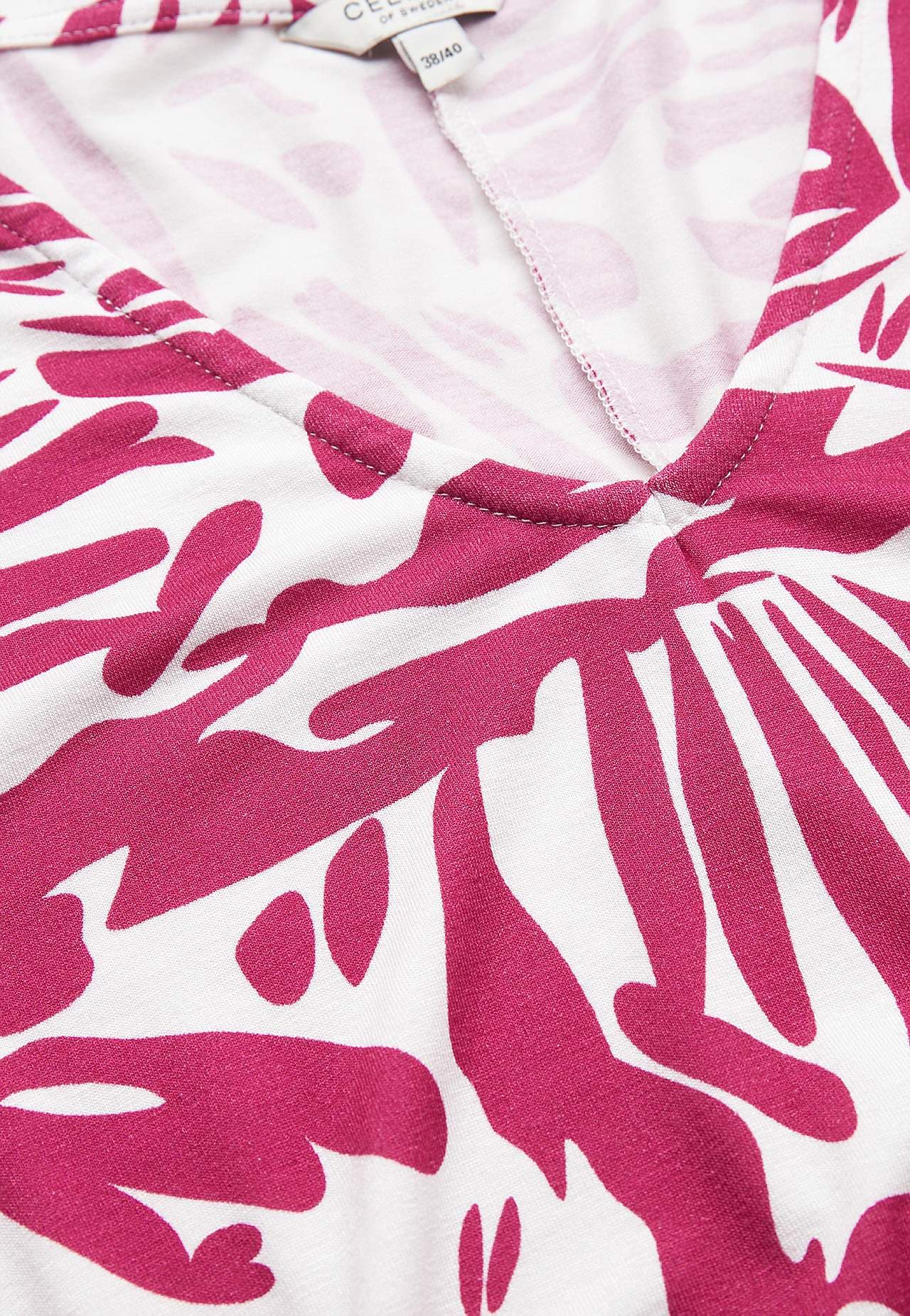 Jerseykleid mit Puffärmeln