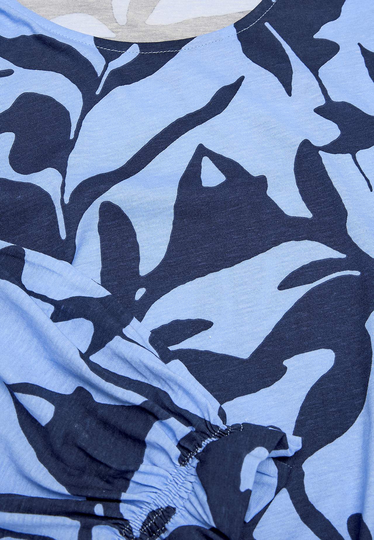 Jersey-Top mit Smokdetail