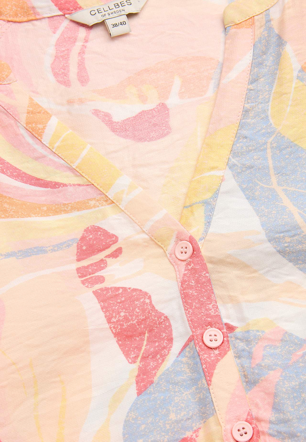 Gewebtes Kleid mit Struktur