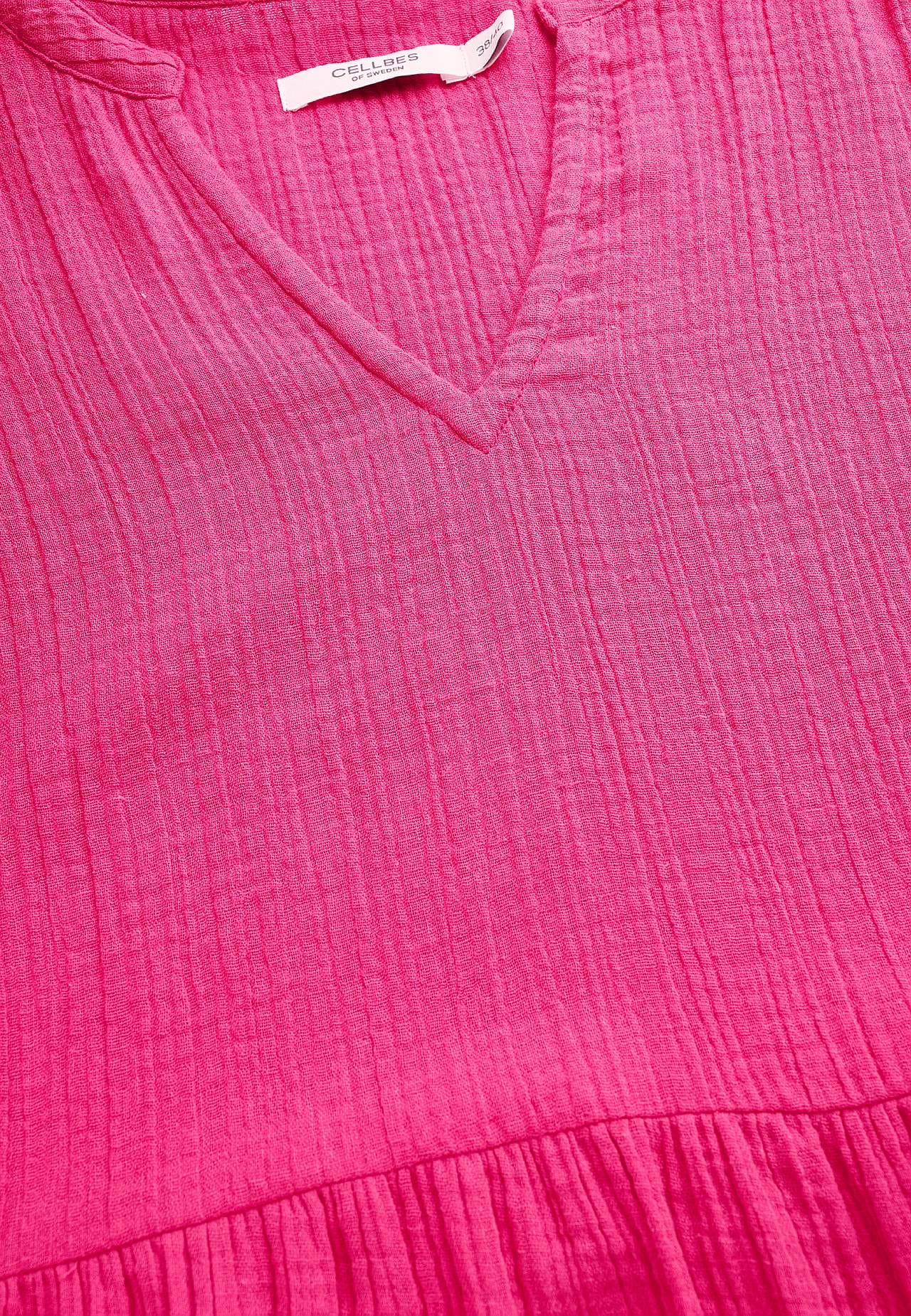 Kleid aus zerknitterter Baumwolle