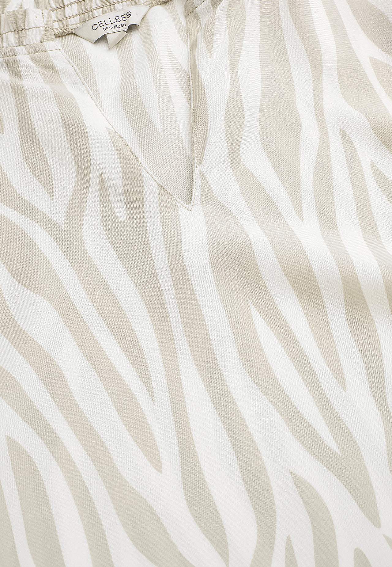 Gewebte, gemusterte Bluse