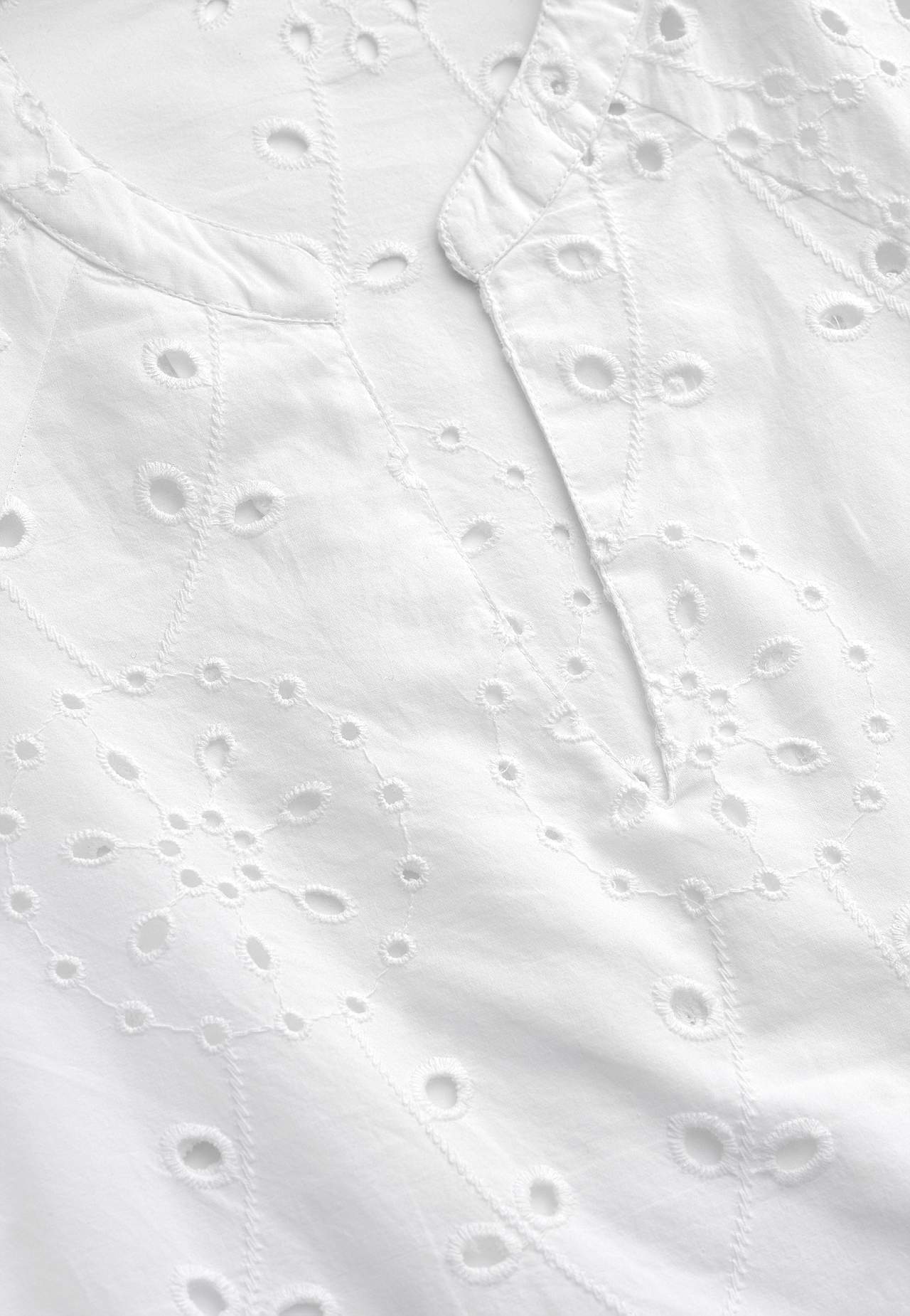 Bluse mit Stickerei