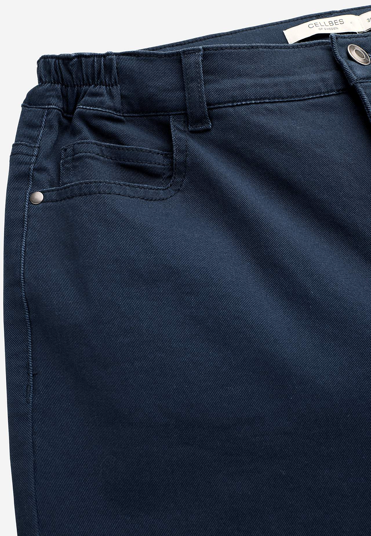 Jeans mit elastischem Bund