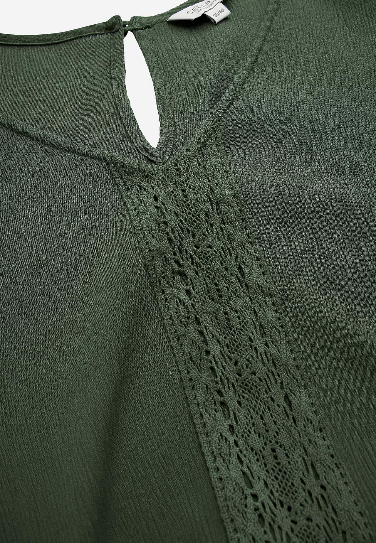 Kleid aus Krepp mit Taschen