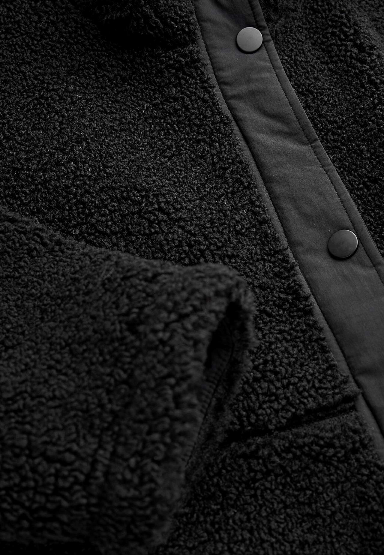 Fleecejacke mit Kapuze