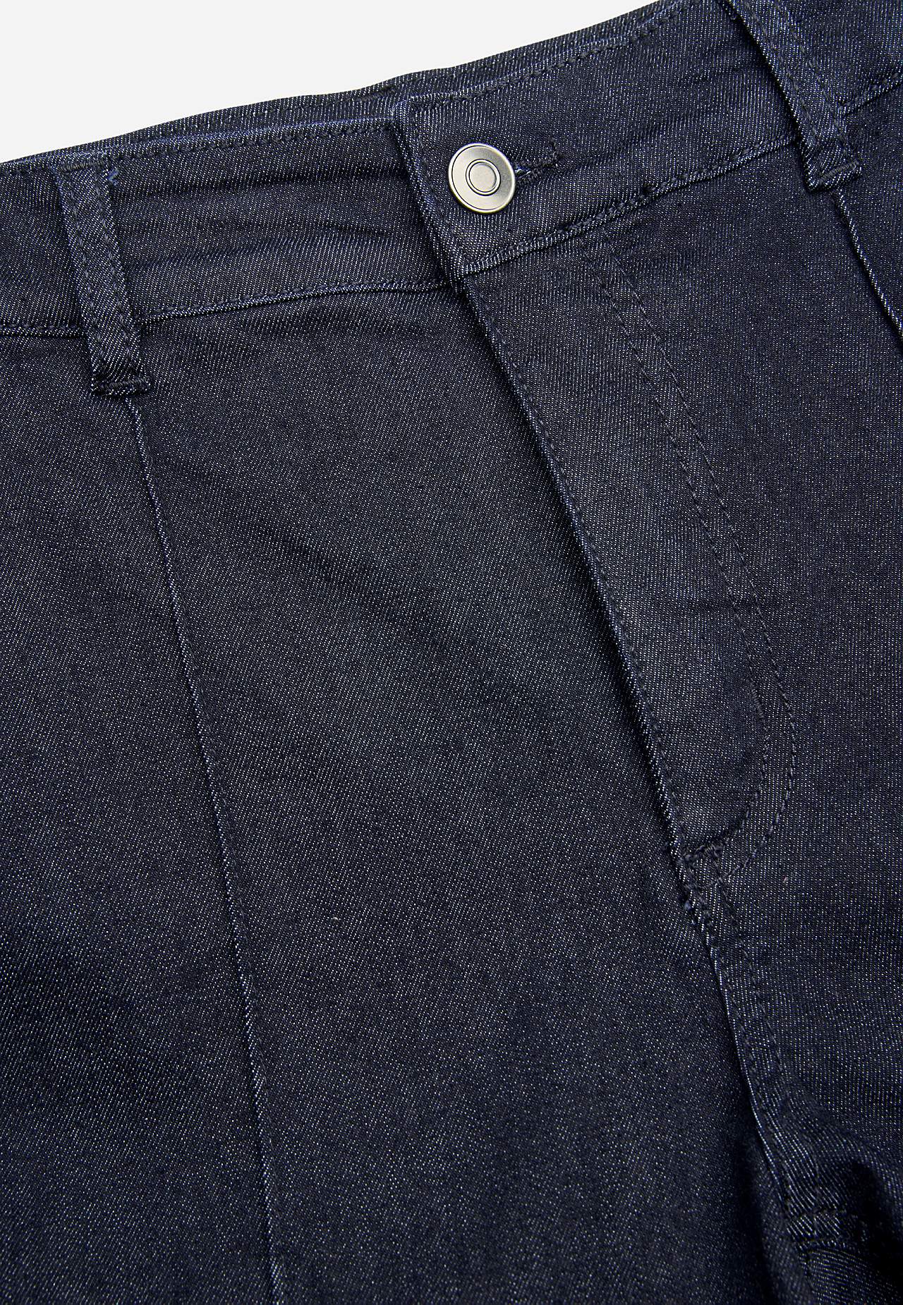 Breite Jeans mit genähten Bügelfalten Mia