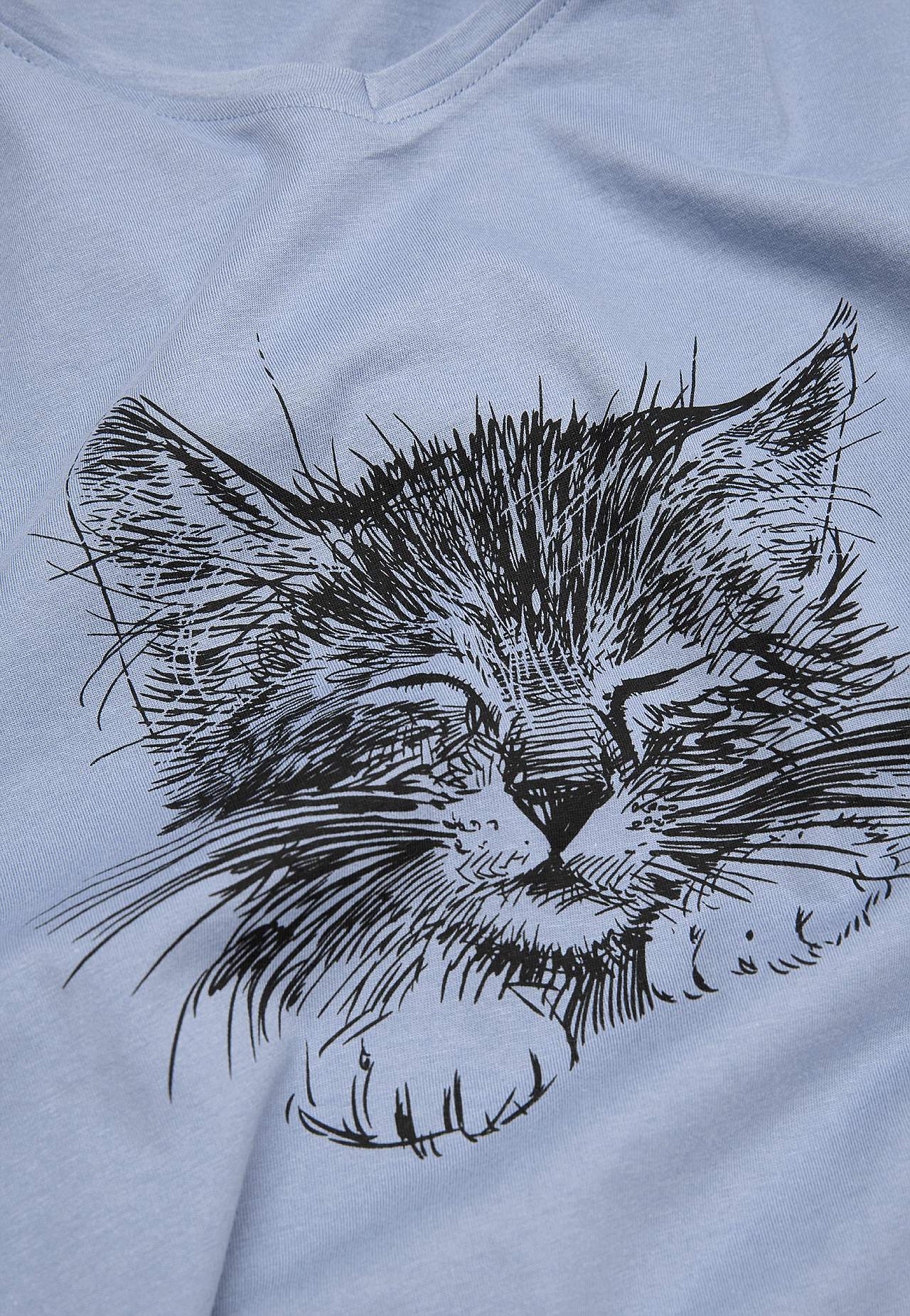 Nachthemd mit V-Ausschnitt