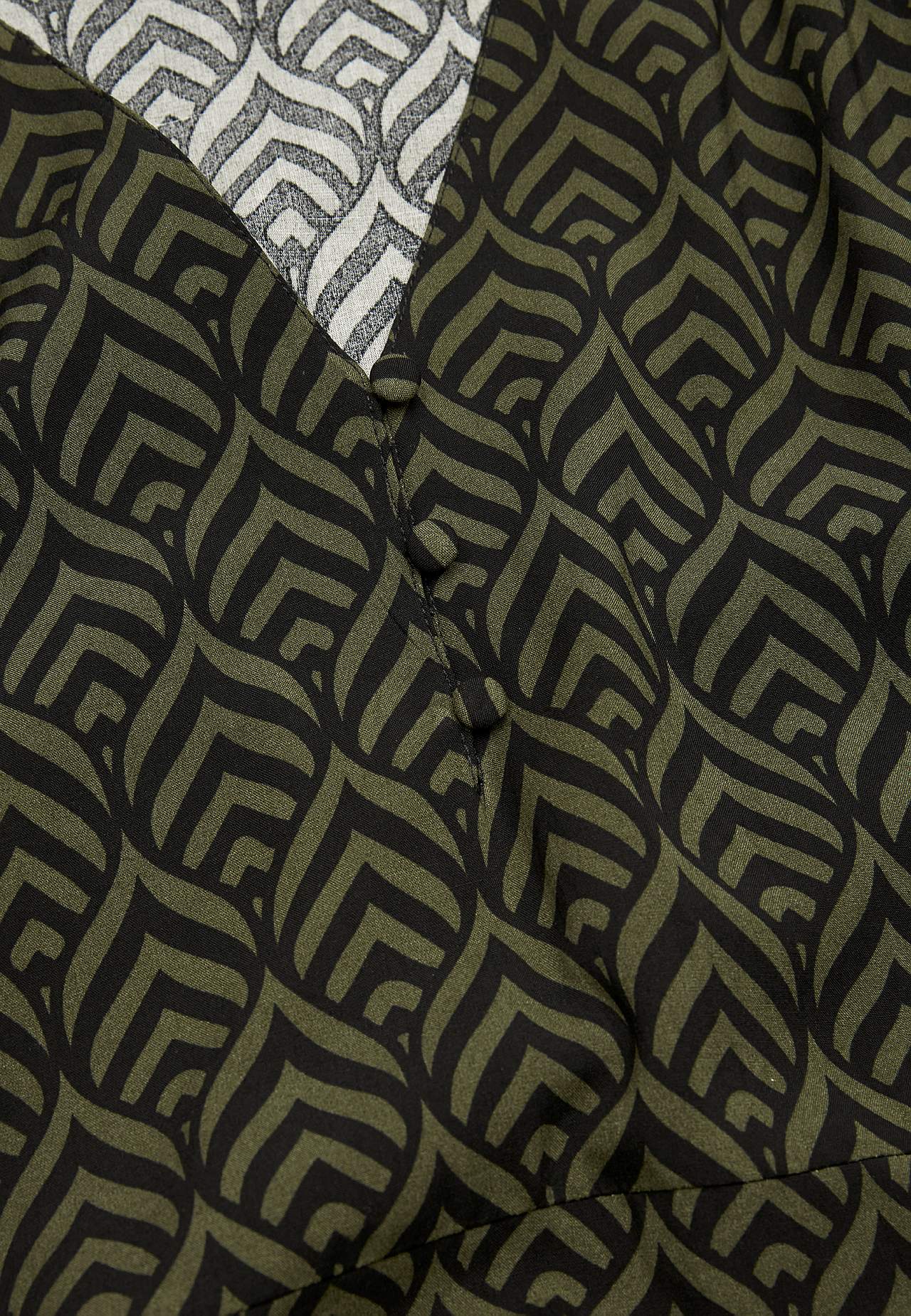 Gemustertes Kleid