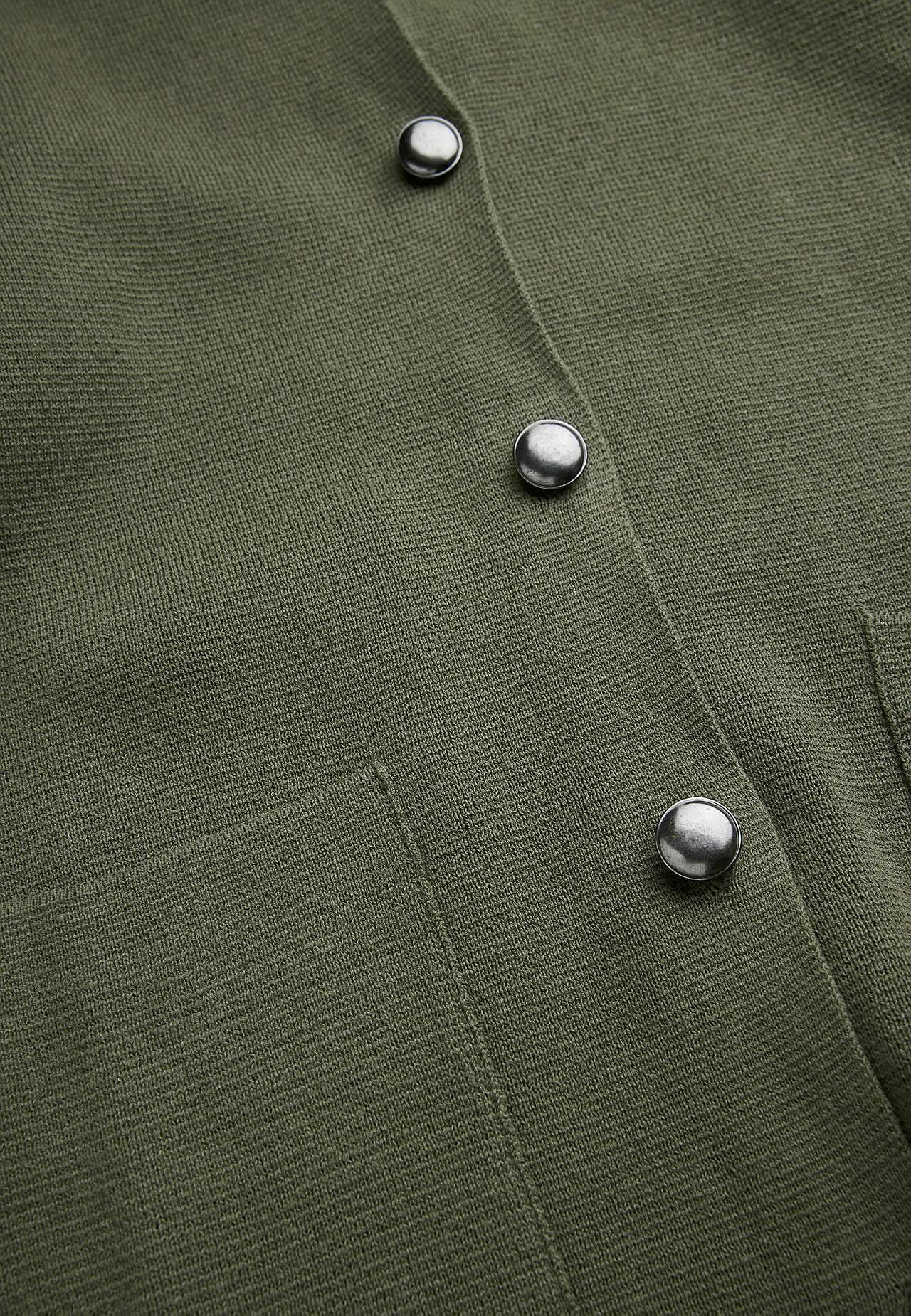 Cardigan mit Knöpfen