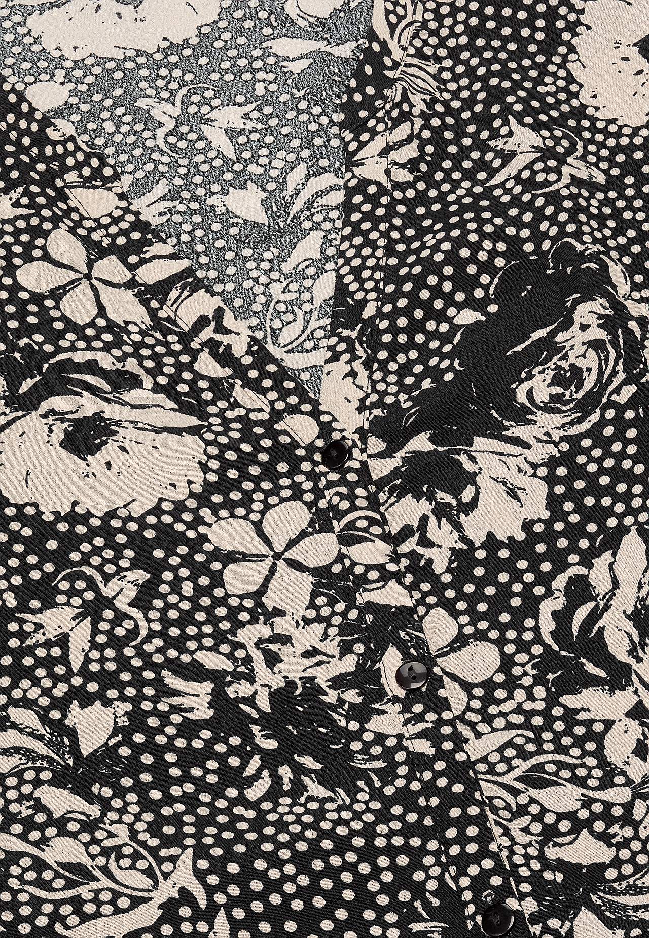 Kleid aus Viskose mit einem Blumen-Muster