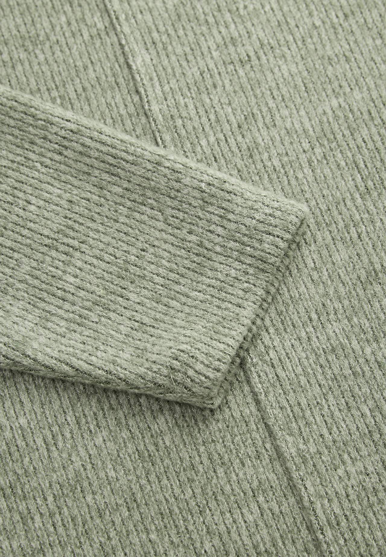 Super weicher Pullover mit dekorativer Mittelnaht Beata