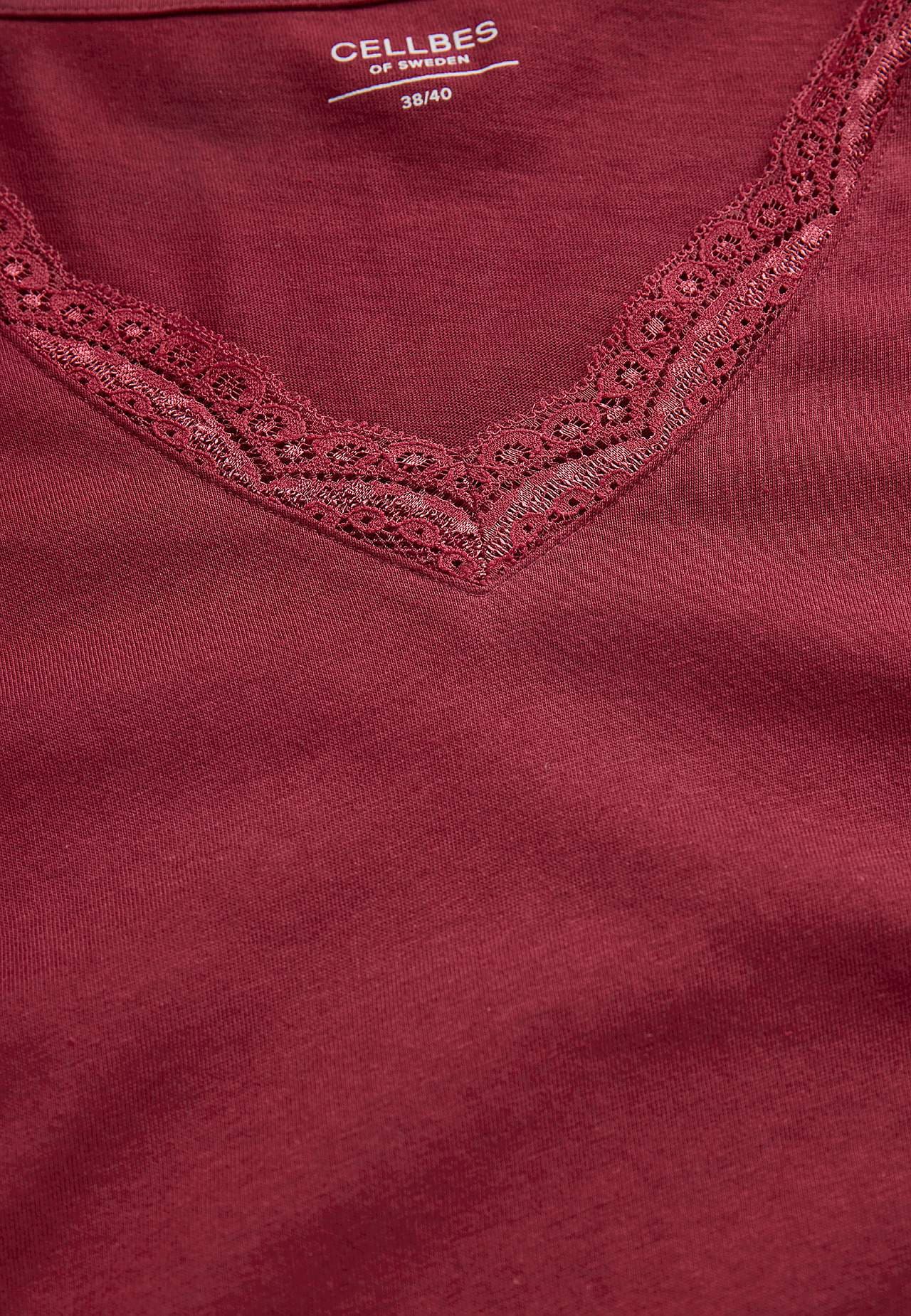 Langes Nachtkleid mit Spitzenborte