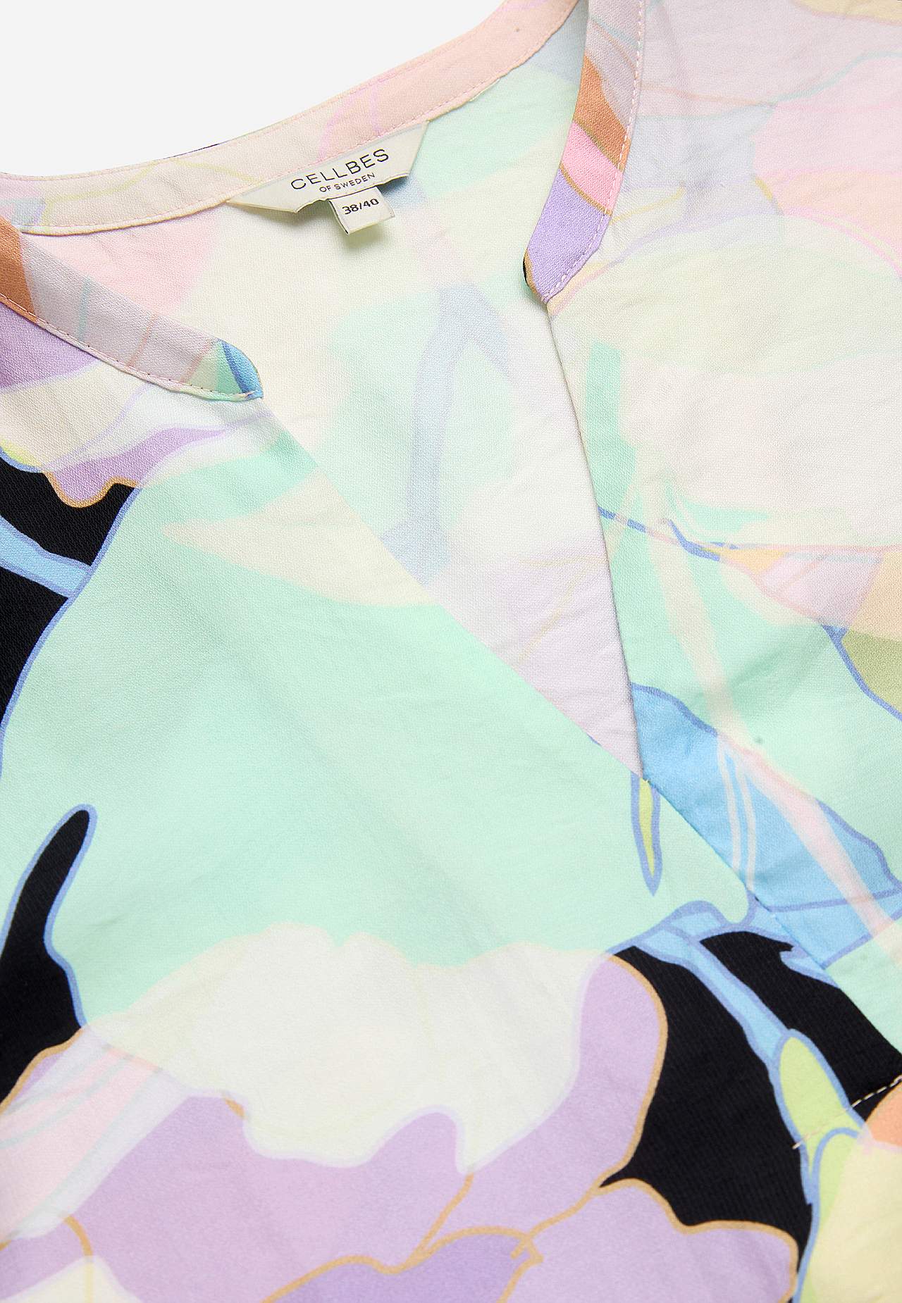 Gewebte, gemusterte Bluse