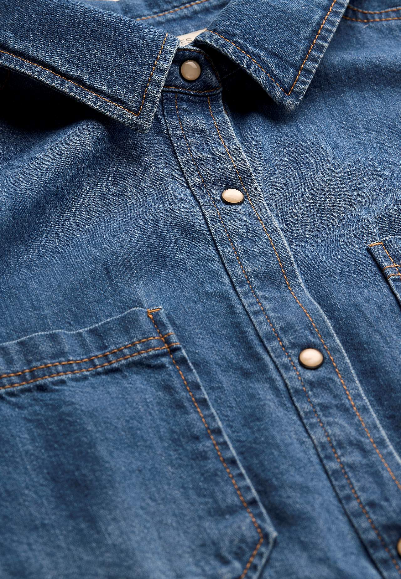 Nicht dehnbares Jeanshemd