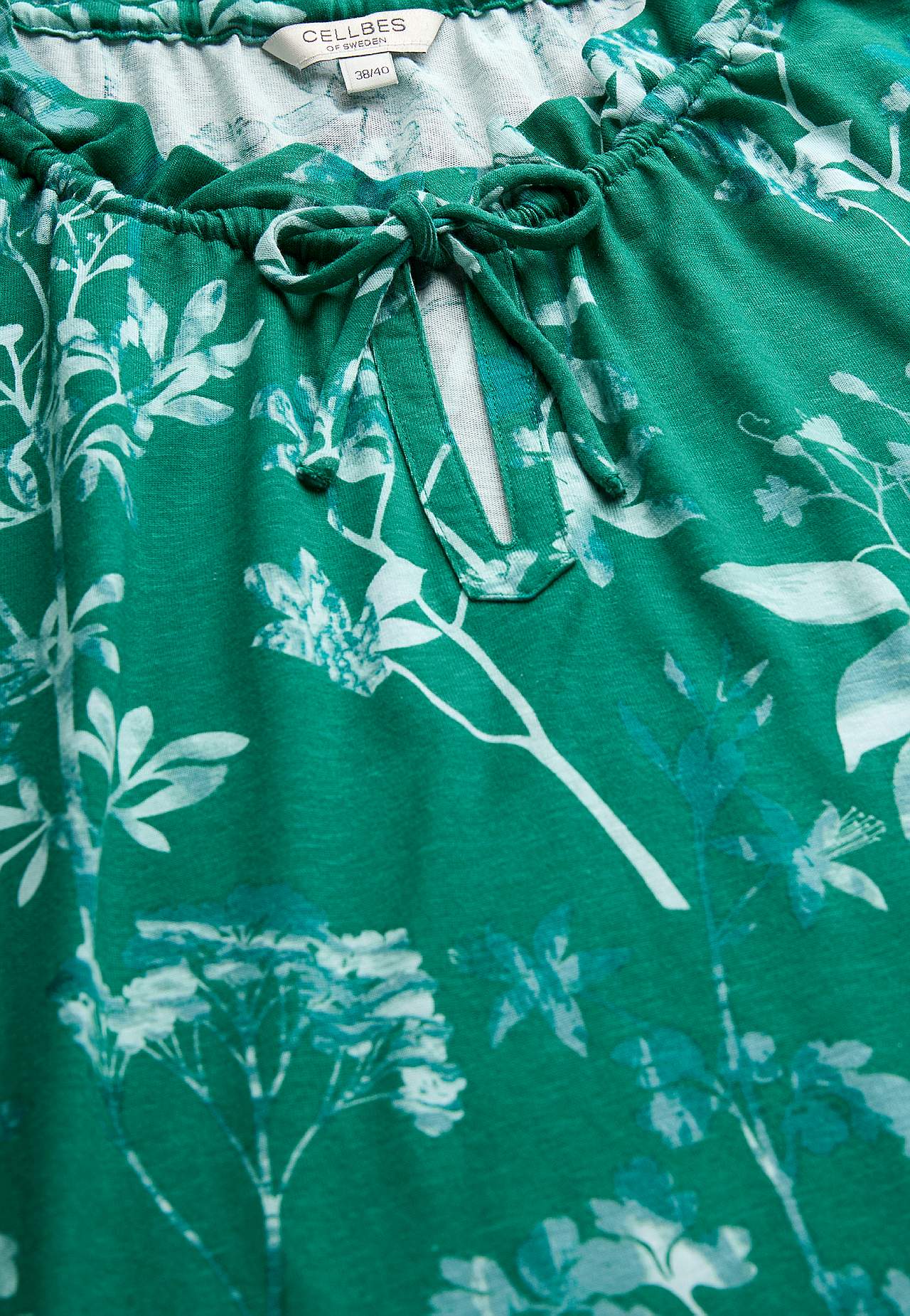 Gemustertes Jersey-Top mit Rüschenkante