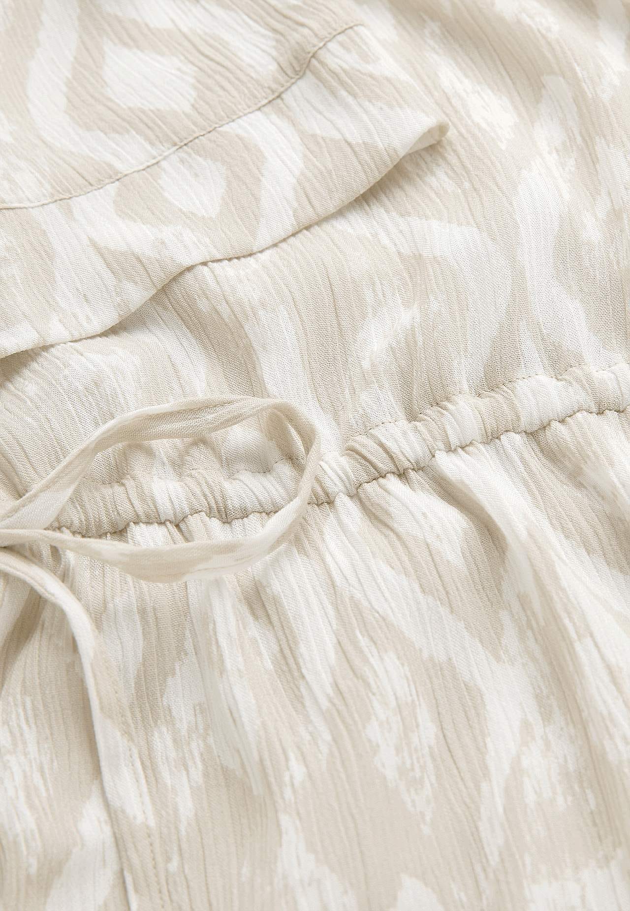 Kleid aus Krepp