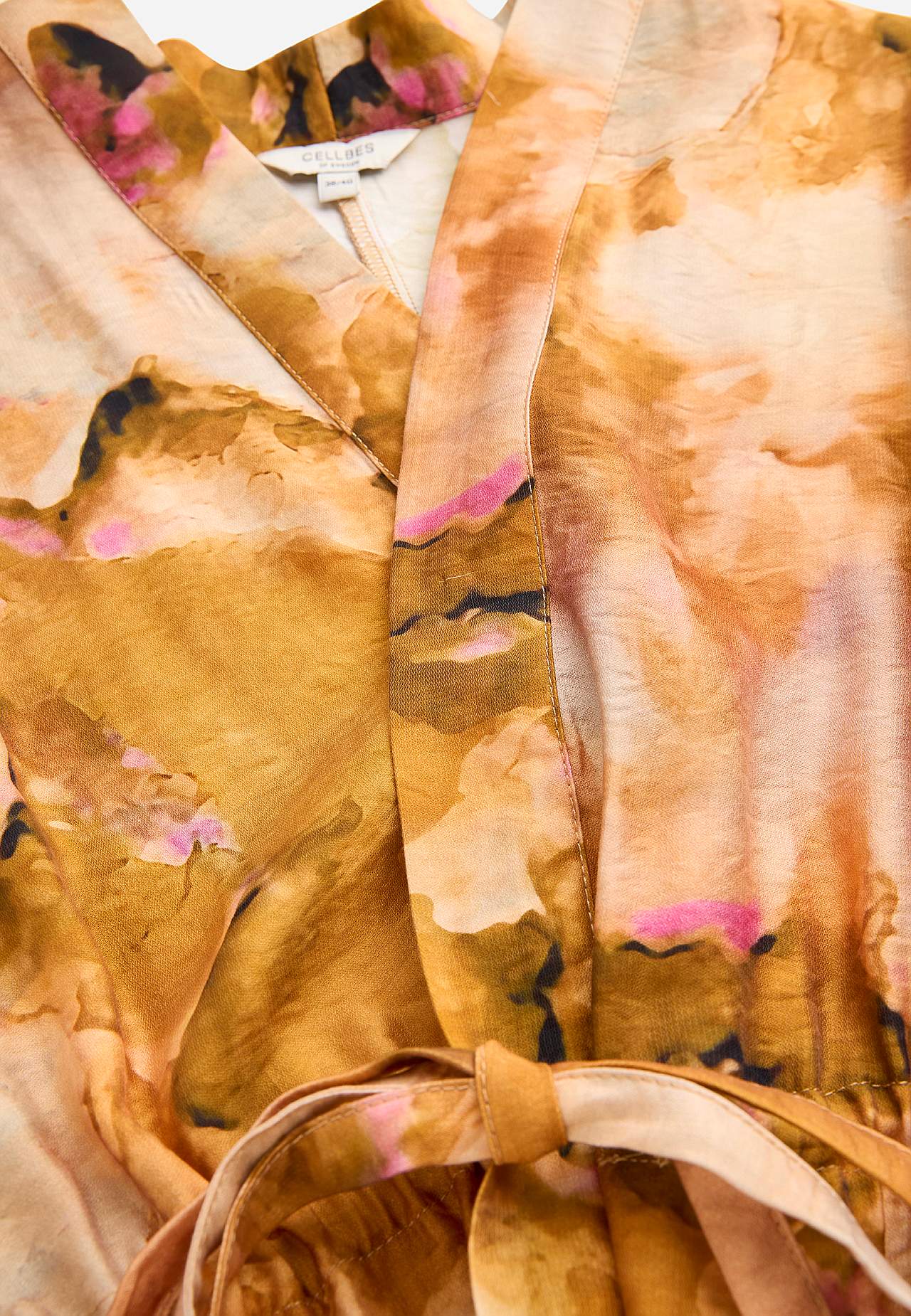 Gemusterte, flexible Kimono-Jacke