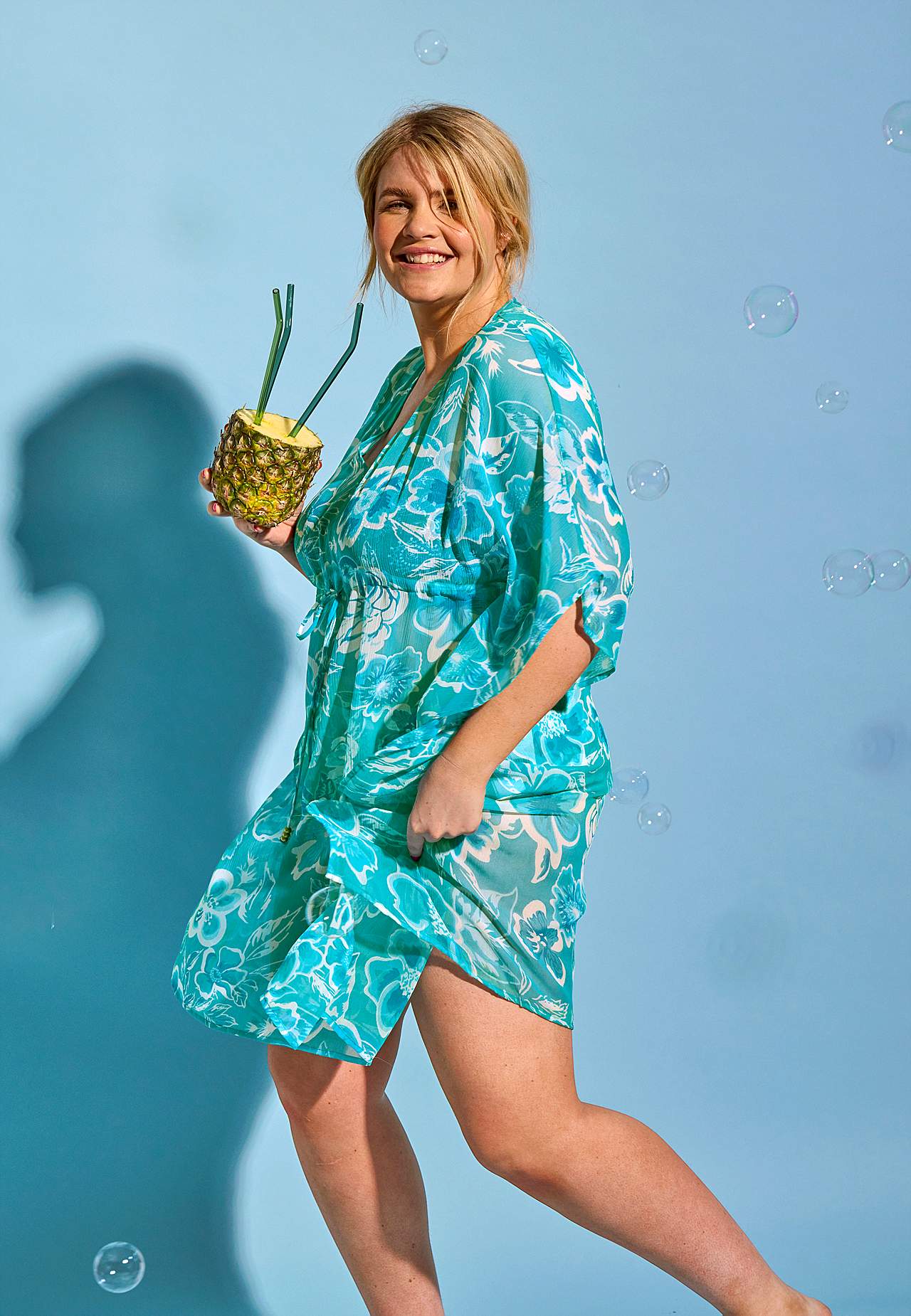 Strand-Kaftan mit einem Blumen-Muster