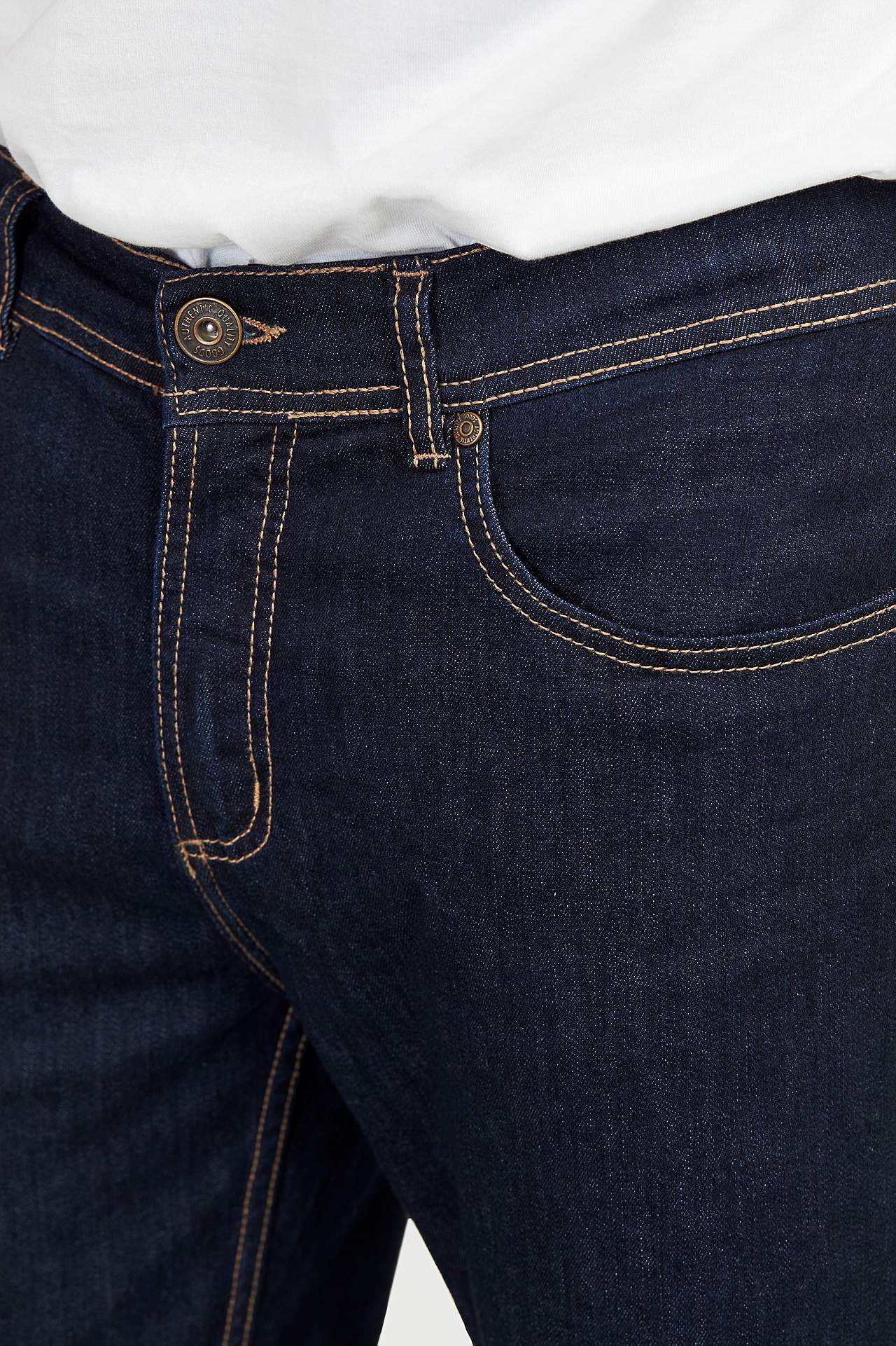Gerade Jeans mit Stretch