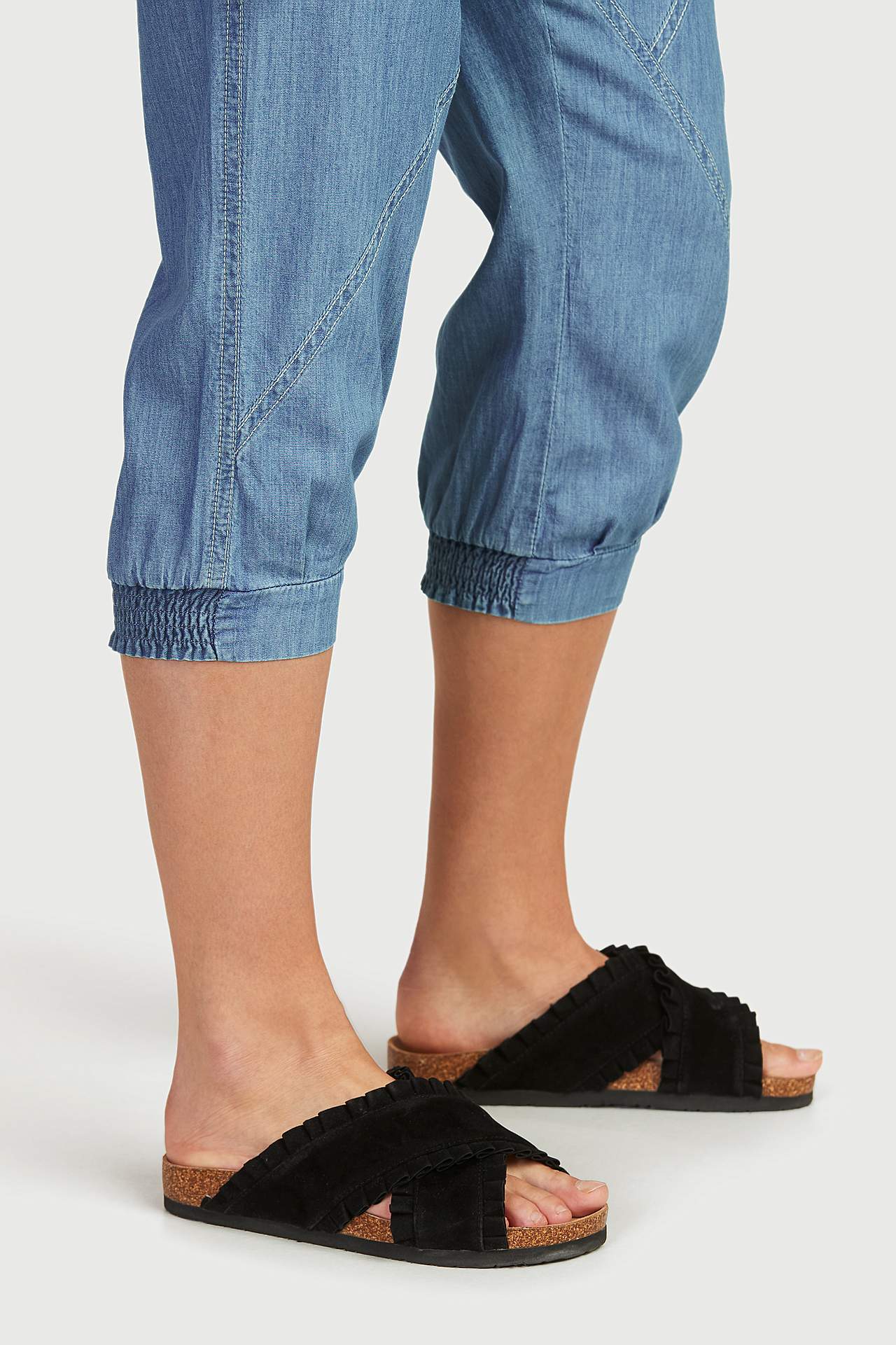 Gewebte Caprihose Janelle