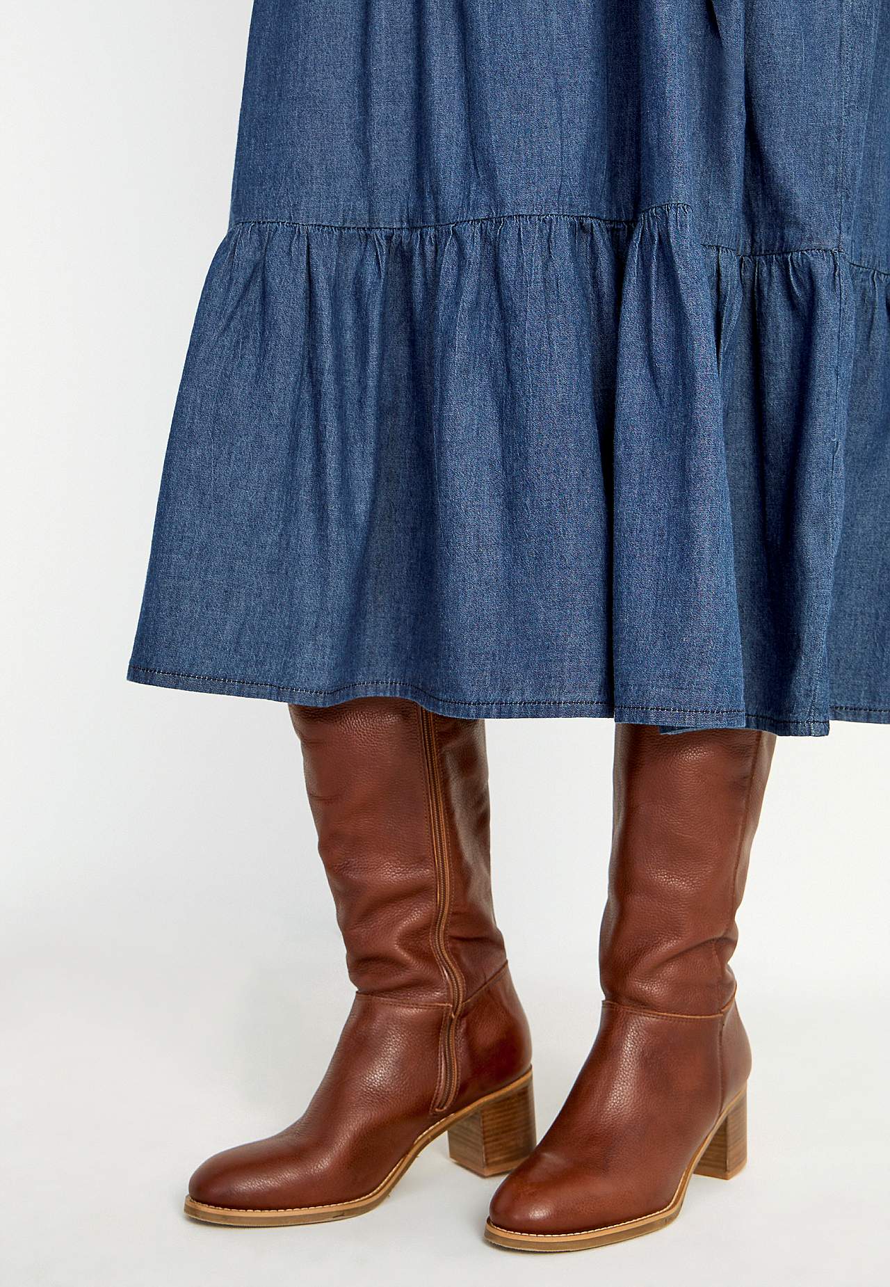 Jeanskleid mit Rüschenröcken