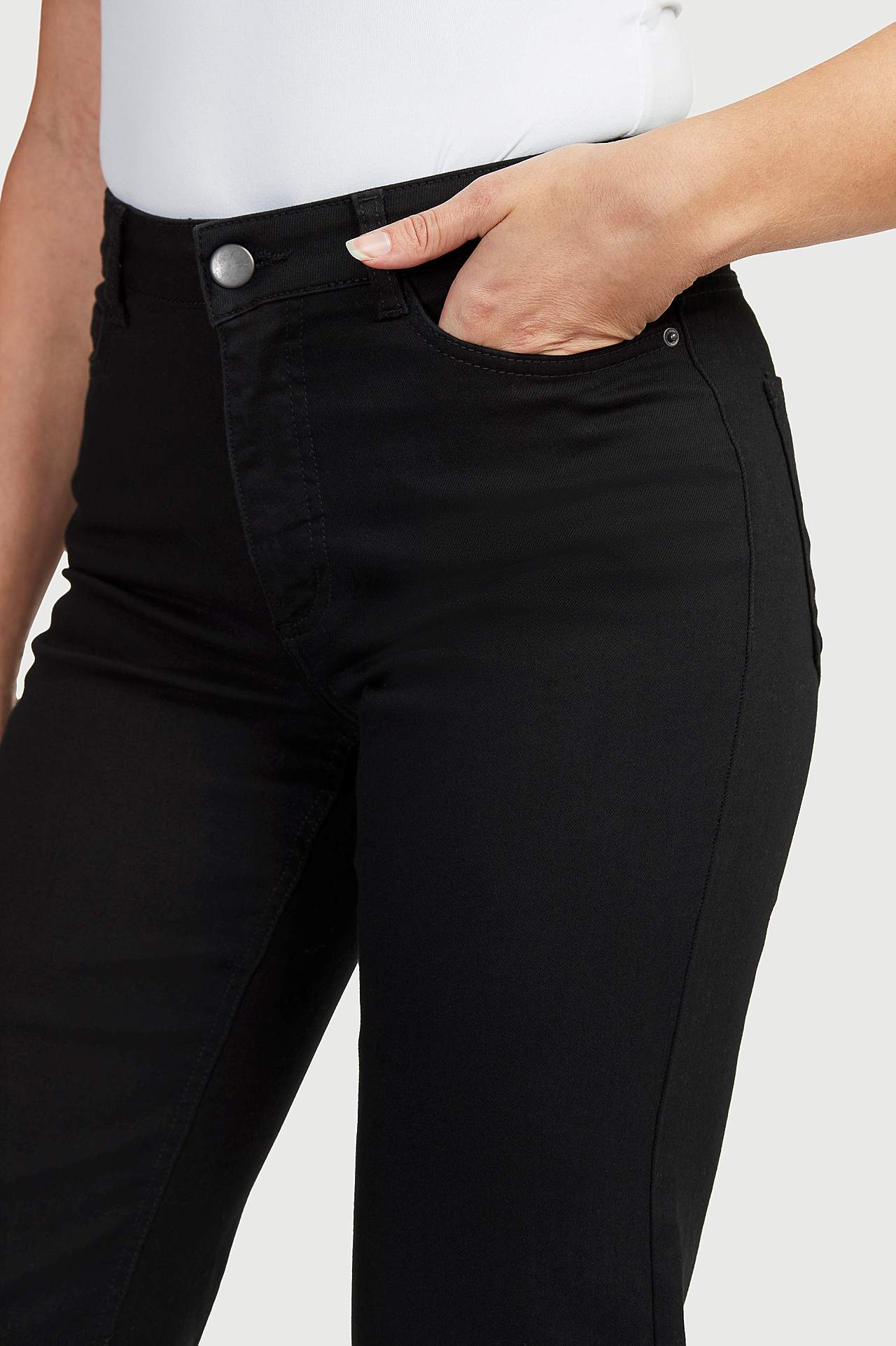 Knöchellange Stretch-Jeans Adina