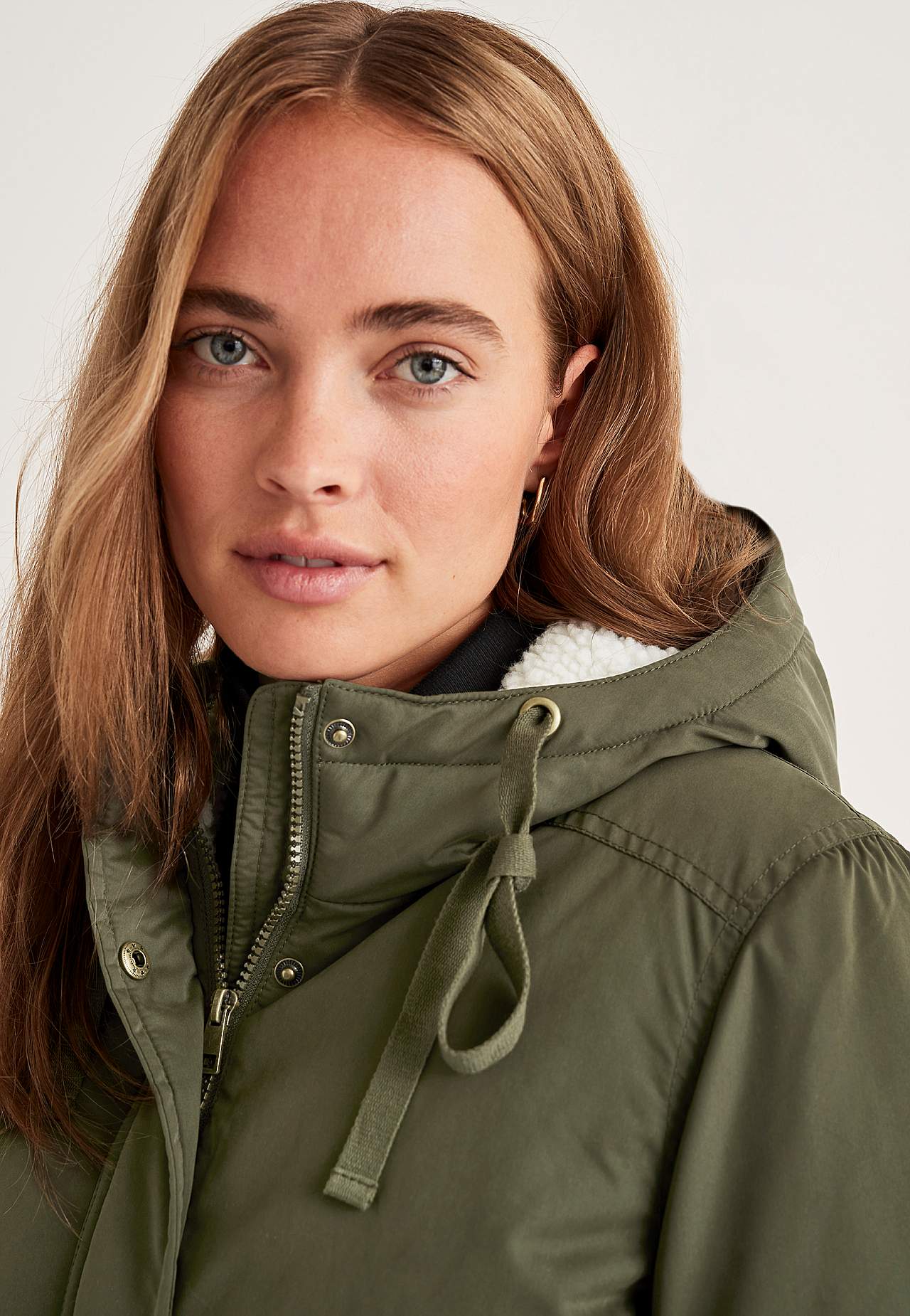 Parka mit pile-gefütterter Kapuze