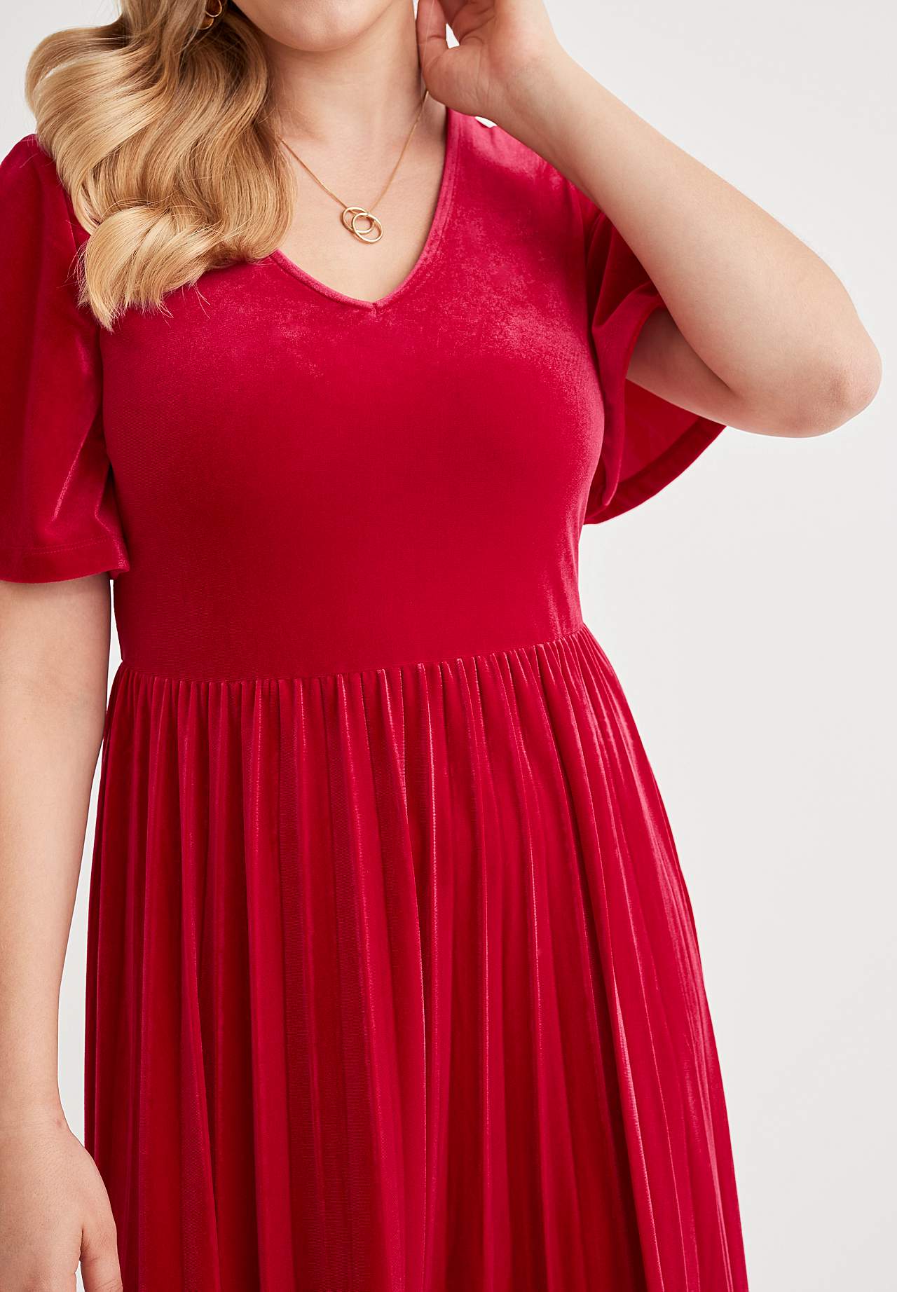 Plissiertes Samtkleid