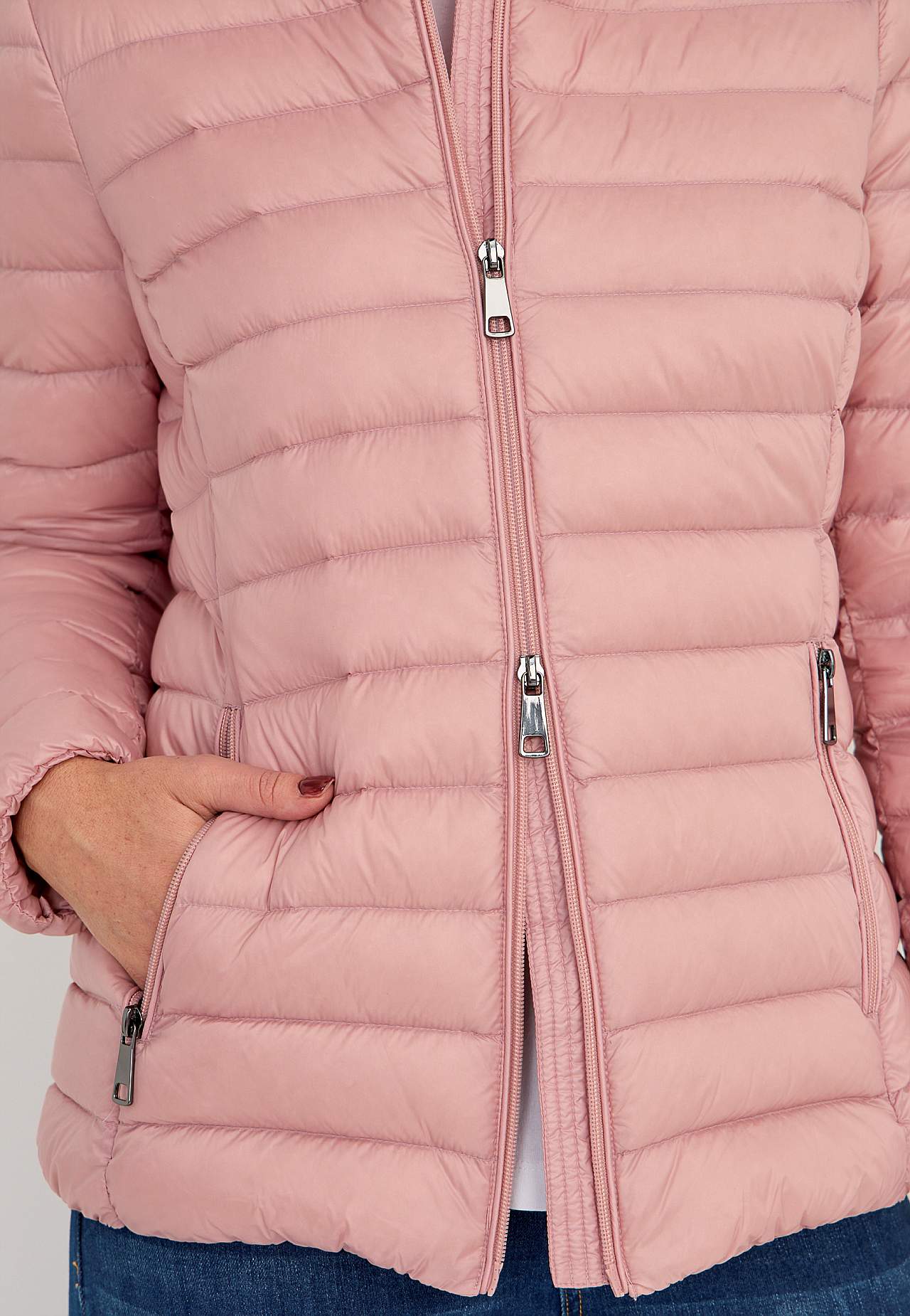 Leichte Jacke aus Daunen