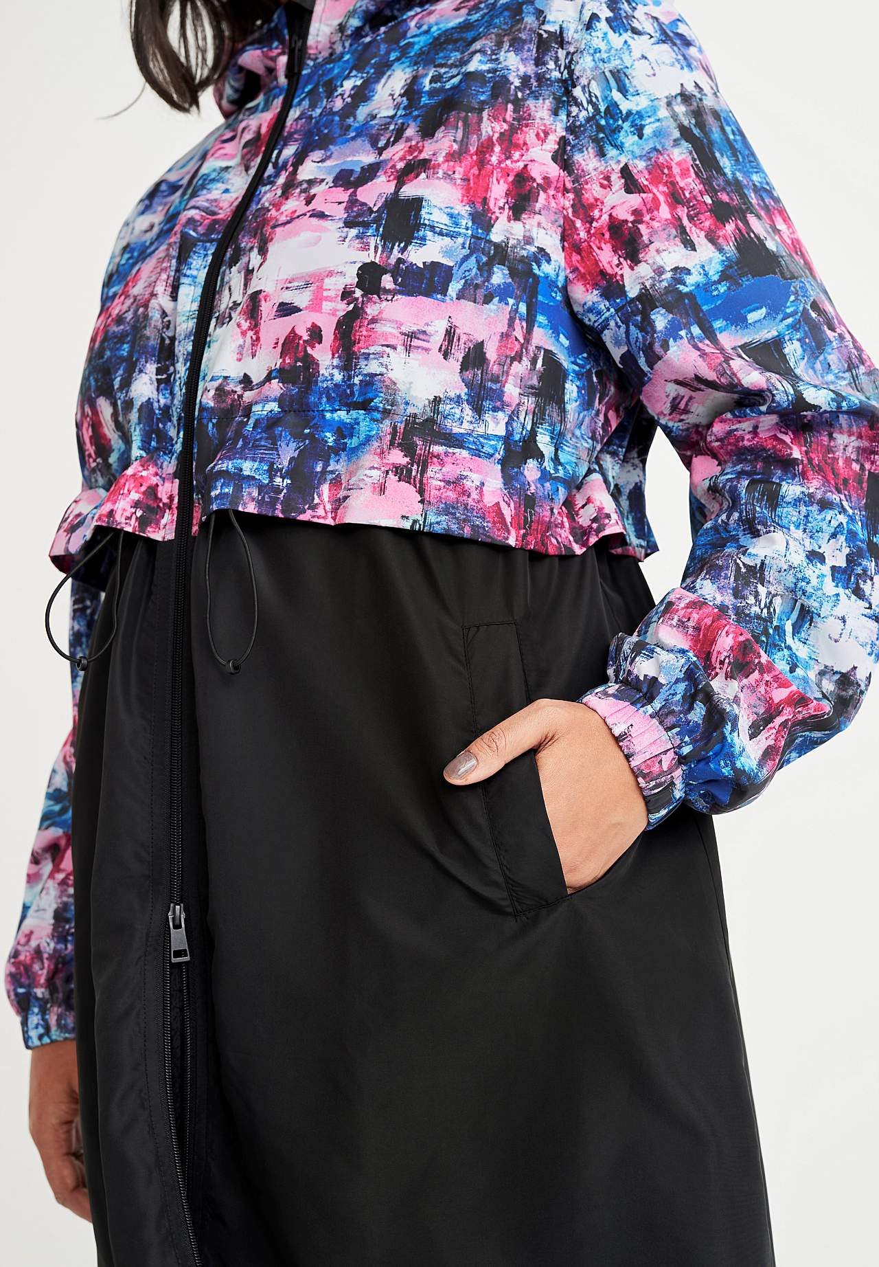 Gemusterter Windbreaker