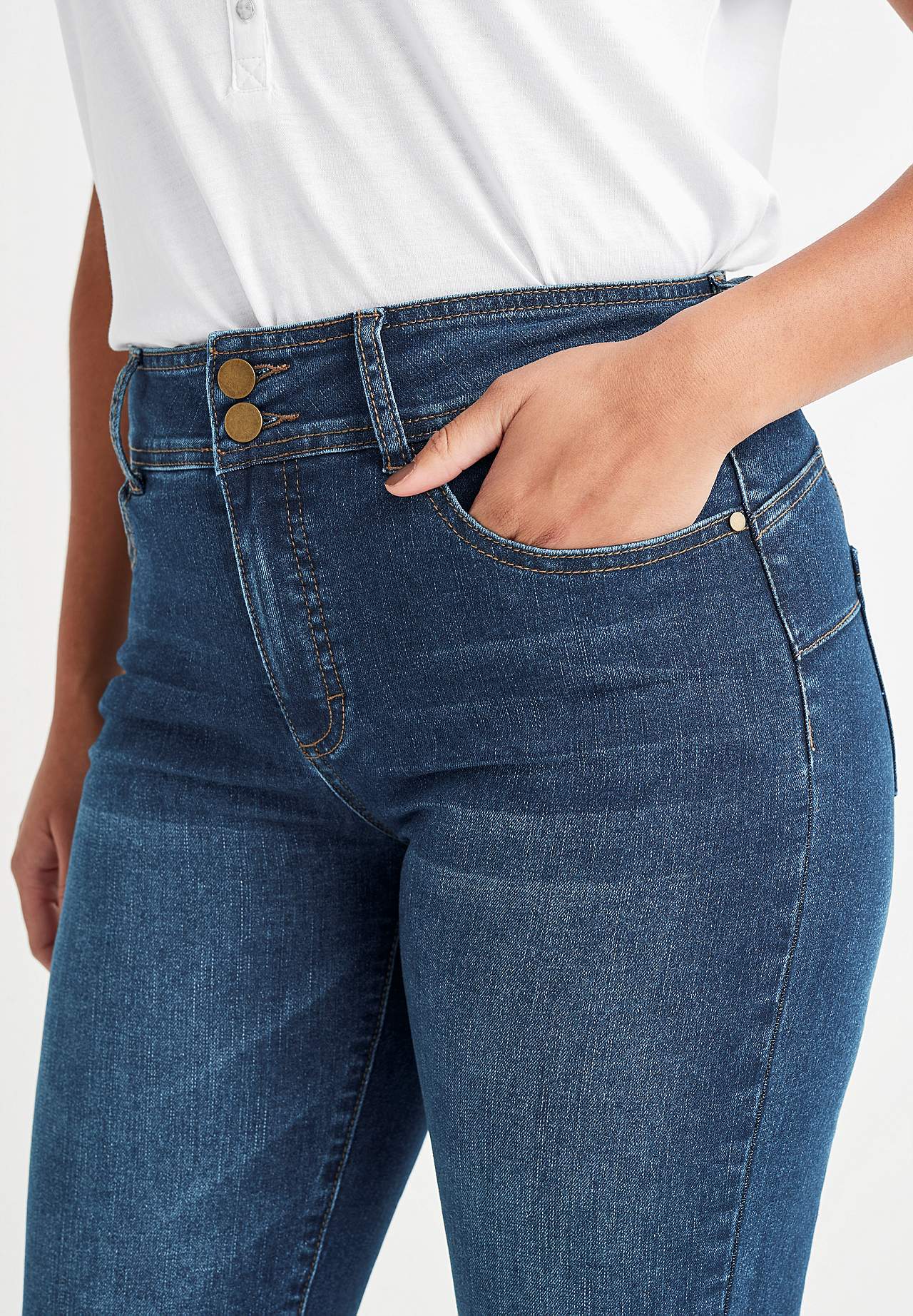 Elastische Cropped Jeans mit modellierendem Effekt