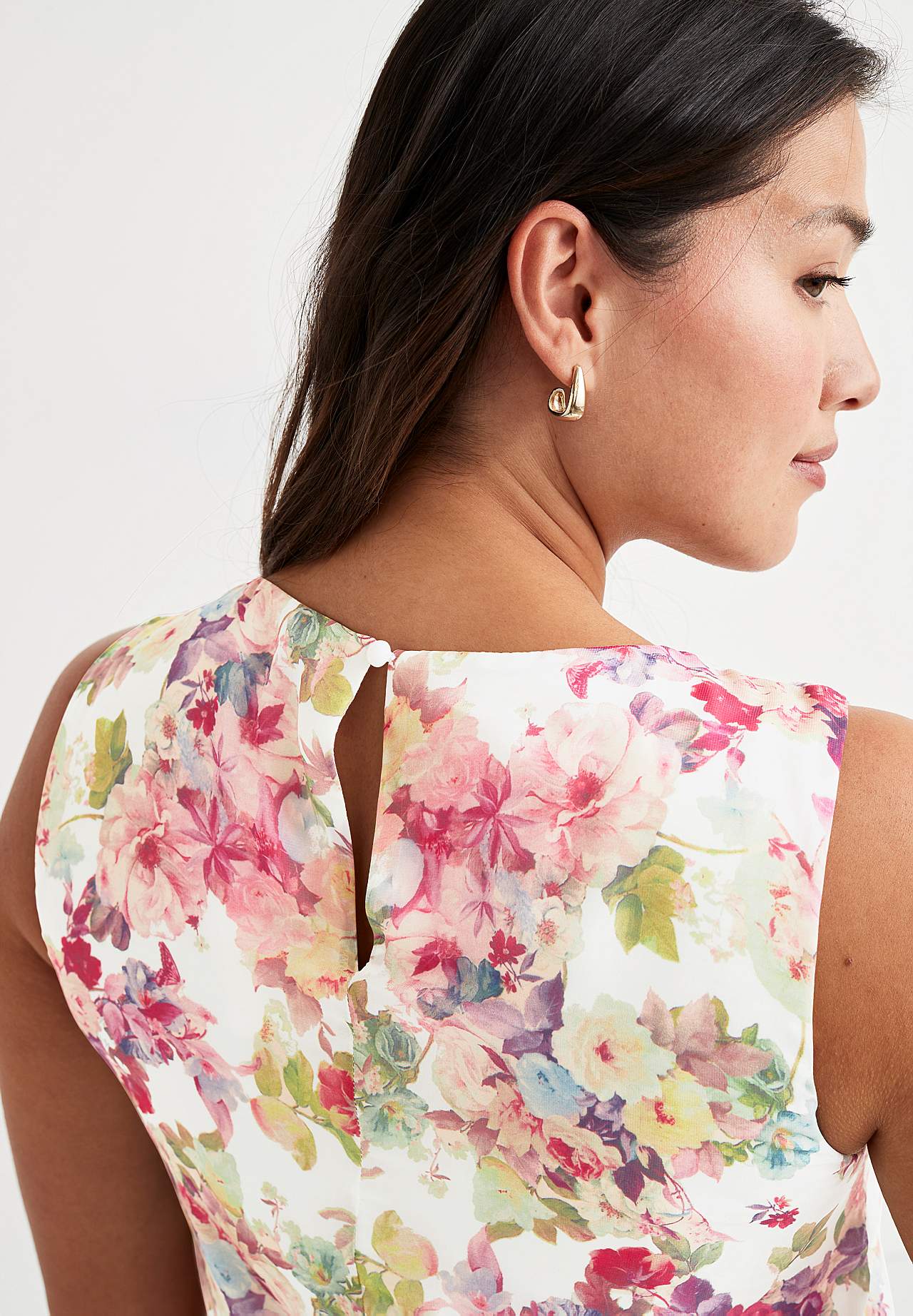 Blumiges Partykleid