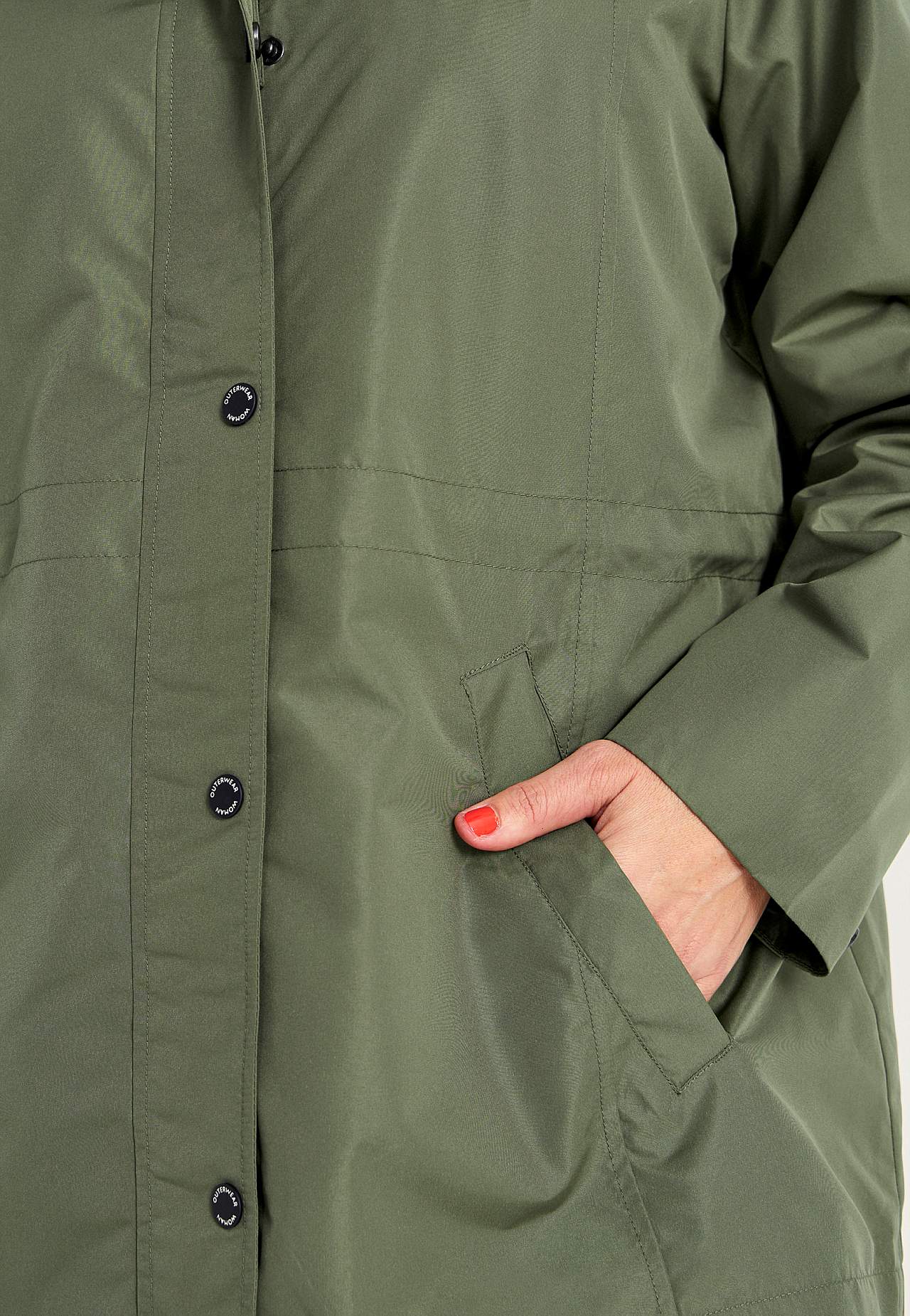 Winddichte Jacke mit Kapuze