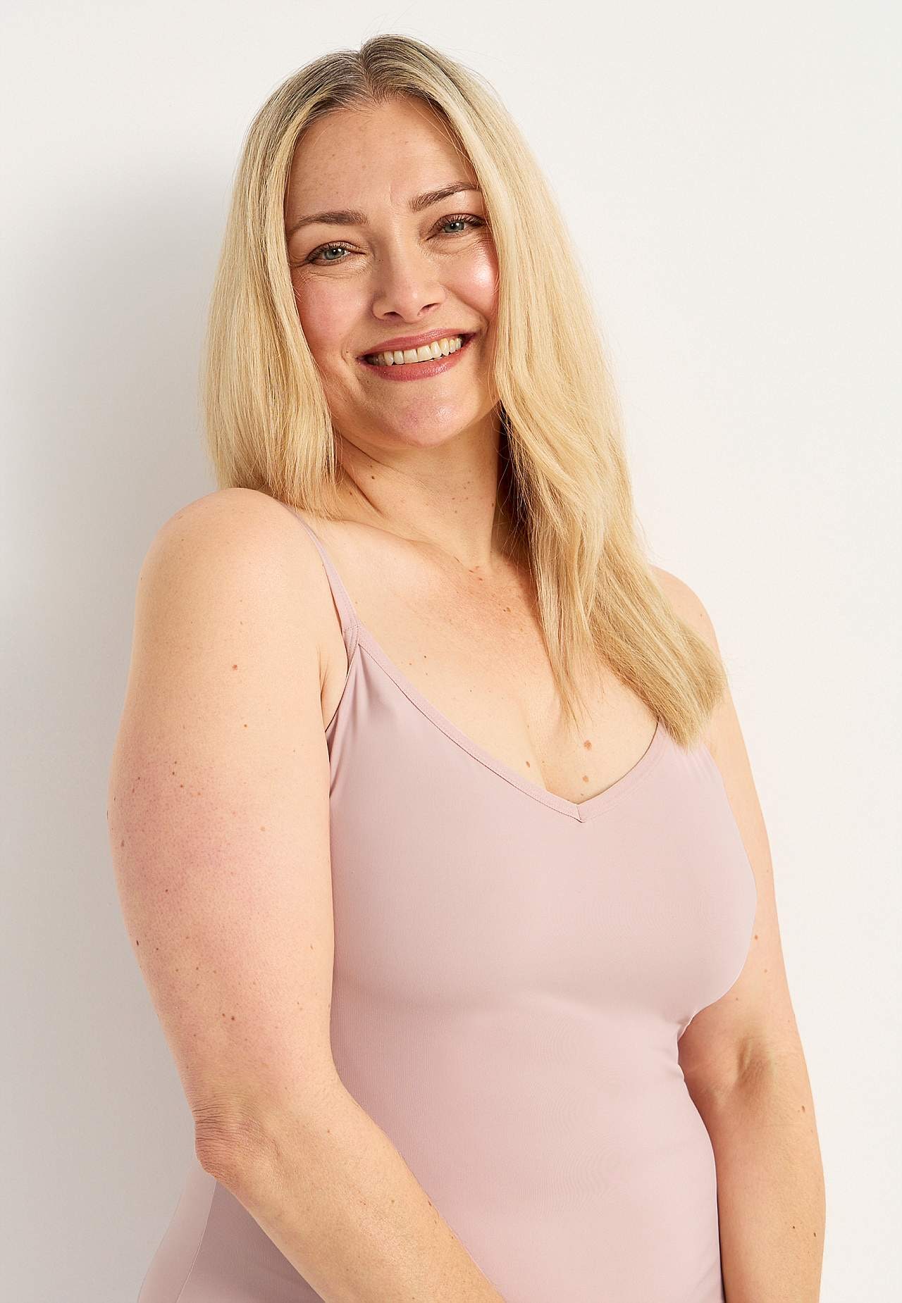 Unterkleid mit modellierendem Effekt