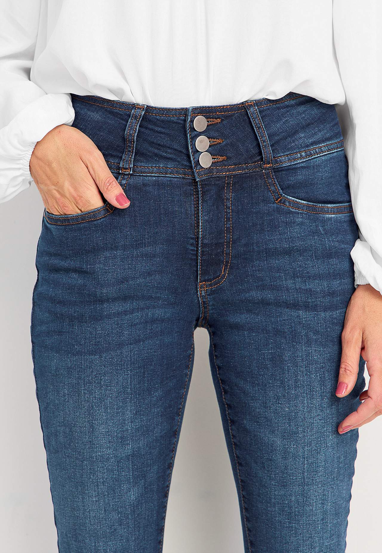 Bootcut-Jeans mit hohem Bund